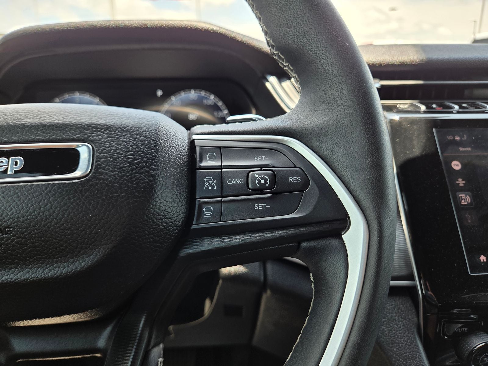 2024 Jeep Grand Cherokee Altitude X