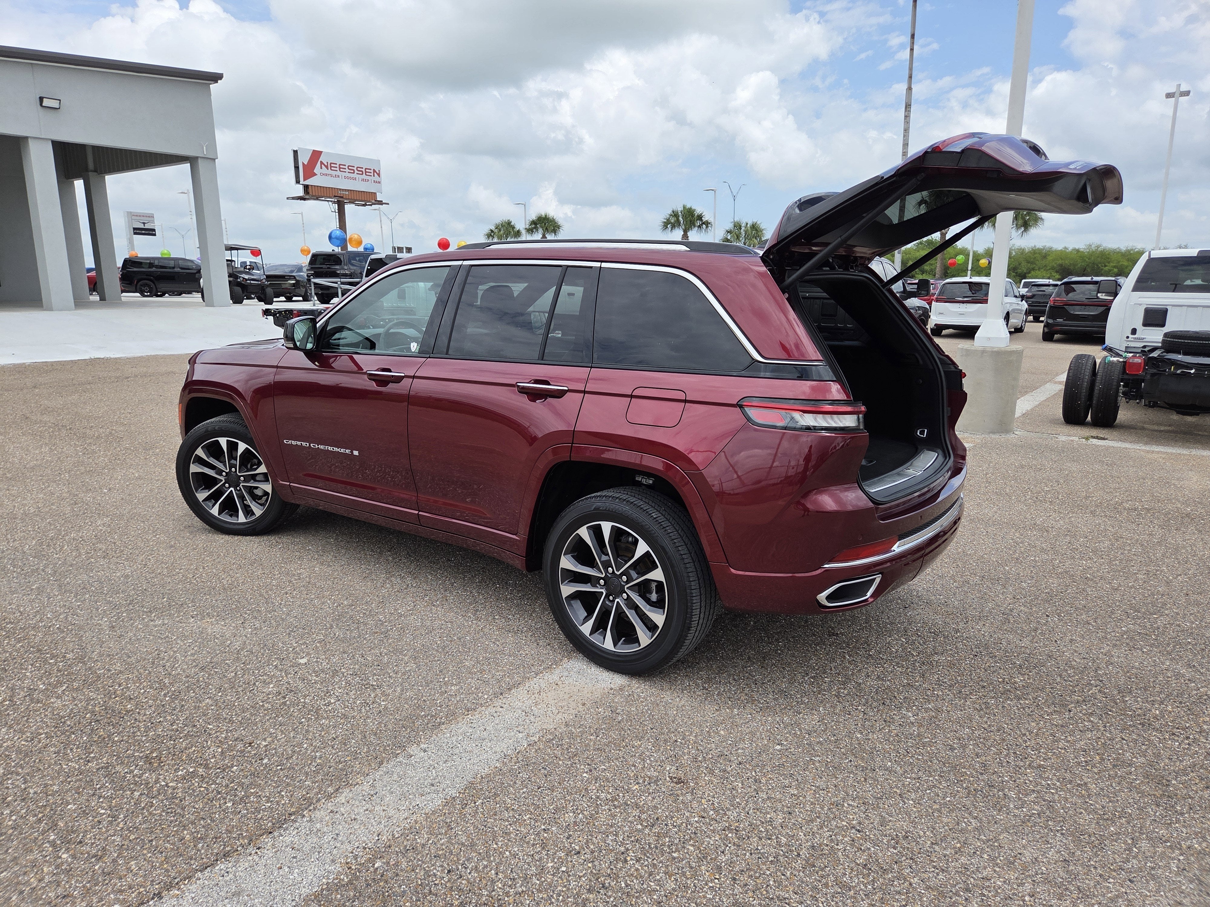 2023 Jeep Grand Cherokee Overland