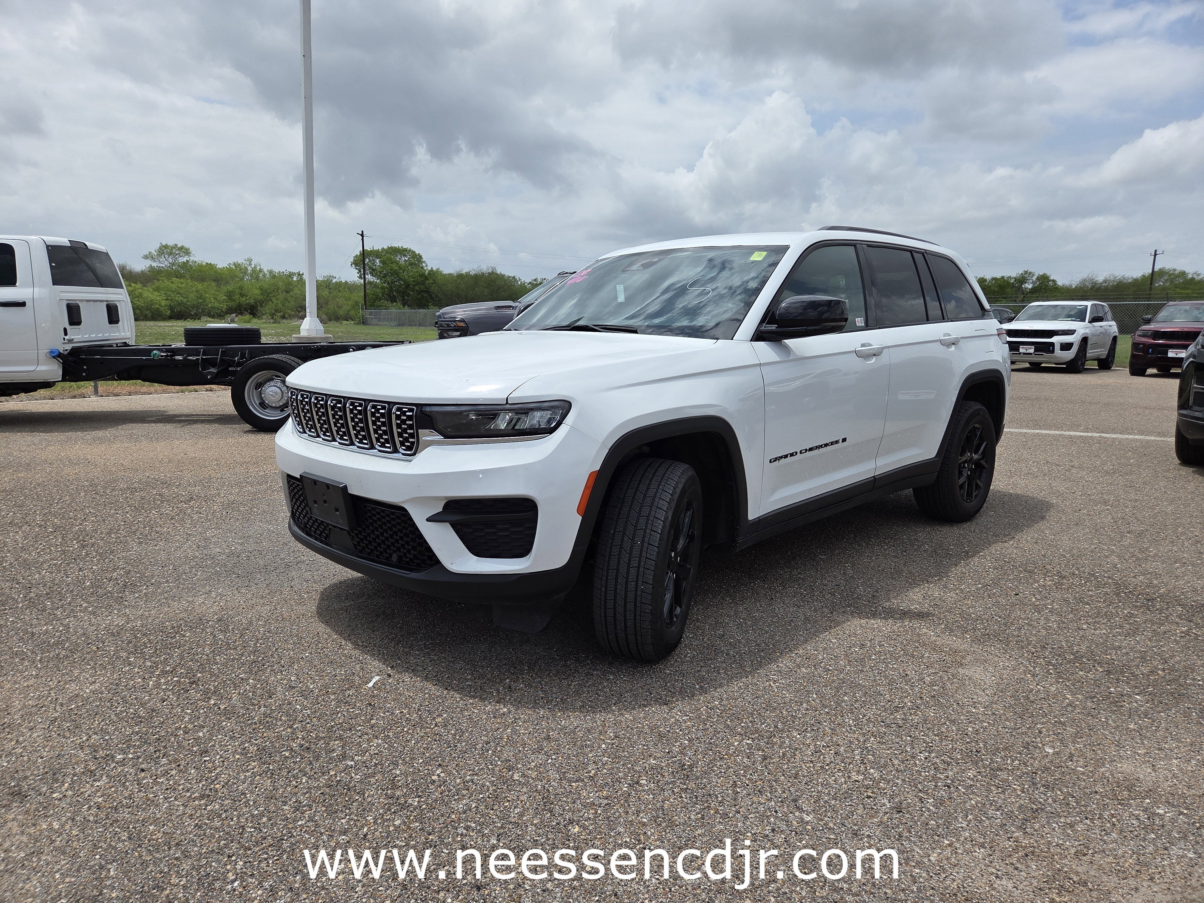 2024 Jeep Grand Cherokee Altitude