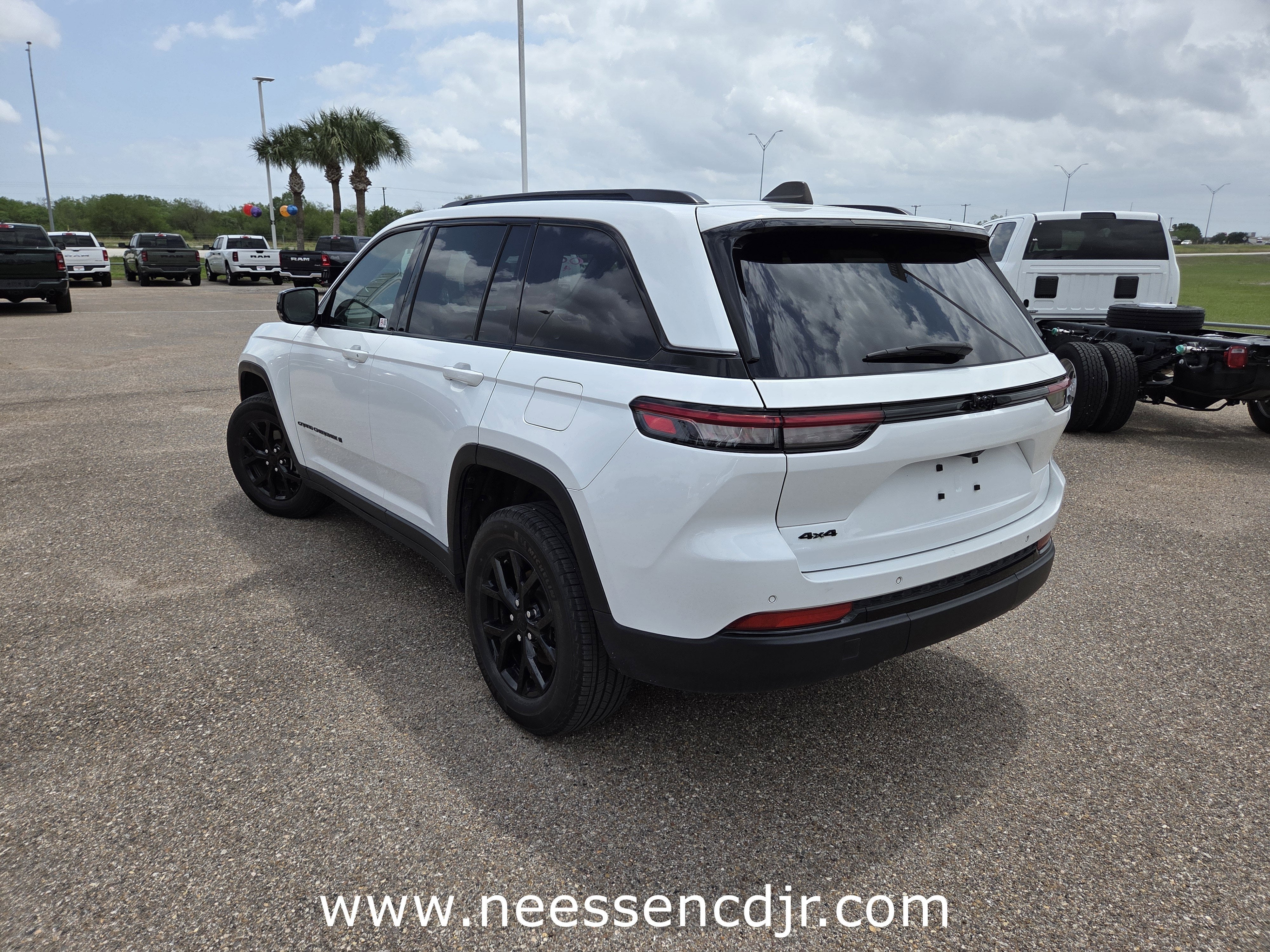 2024 Jeep Grand Cherokee Altitude