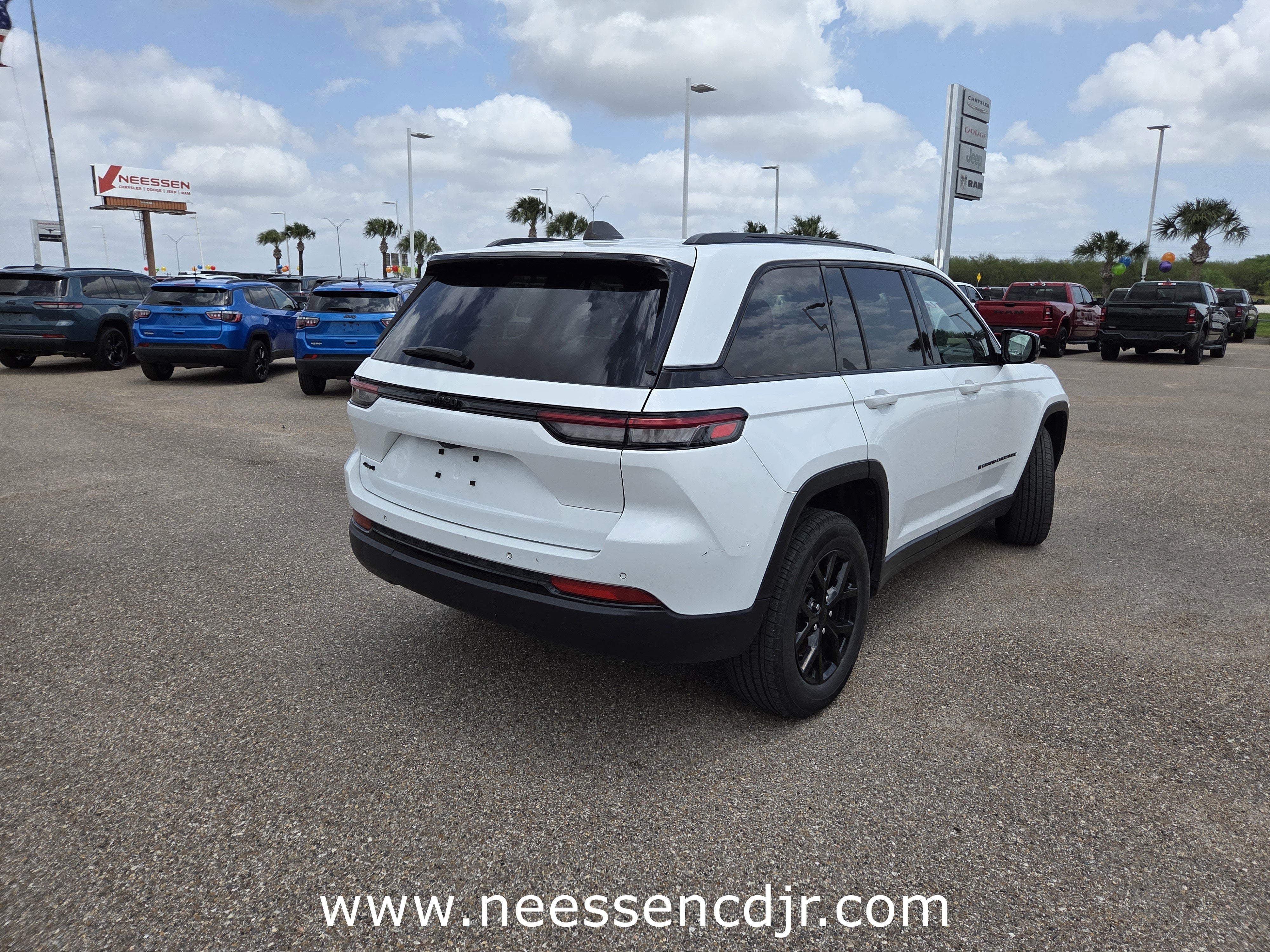 2024 Jeep Grand Cherokee Altitude