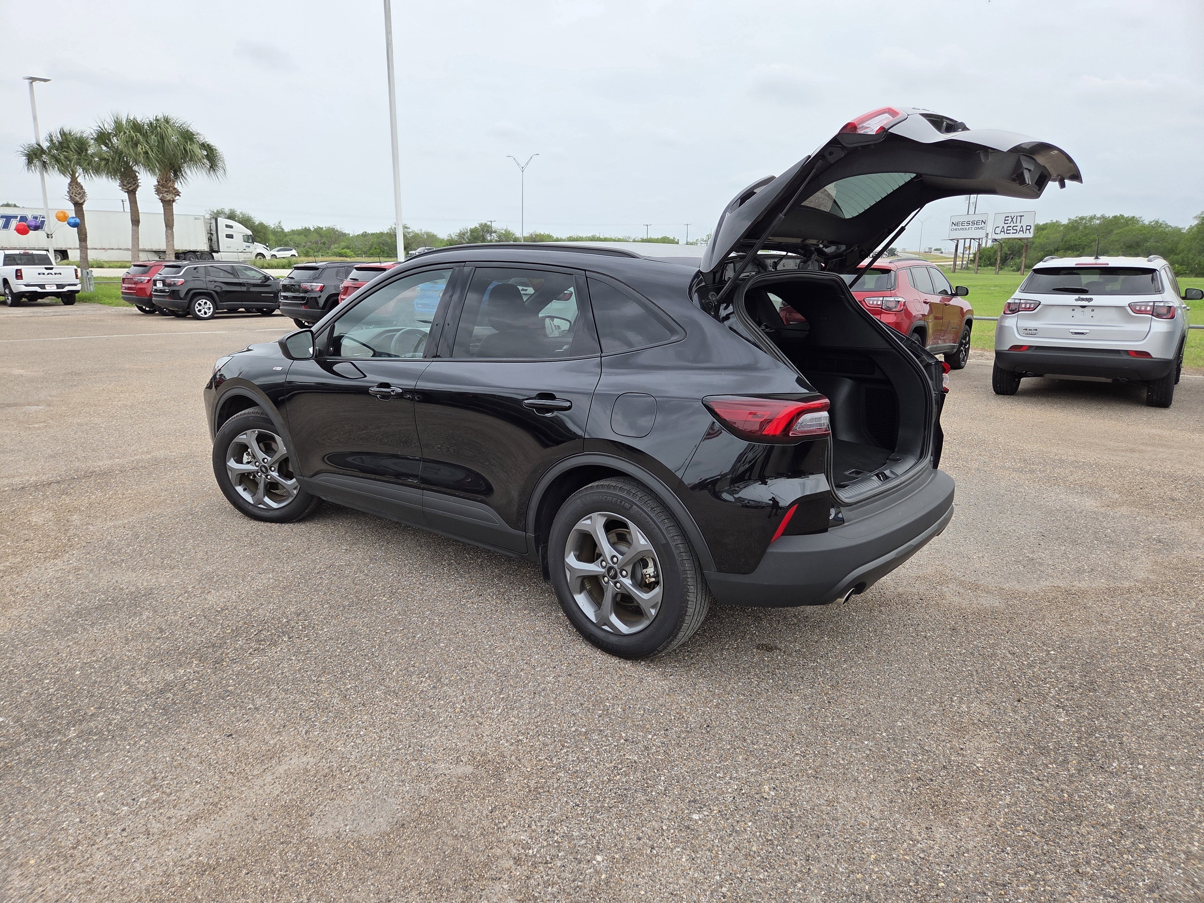 2025 Ford Escape ST-Line