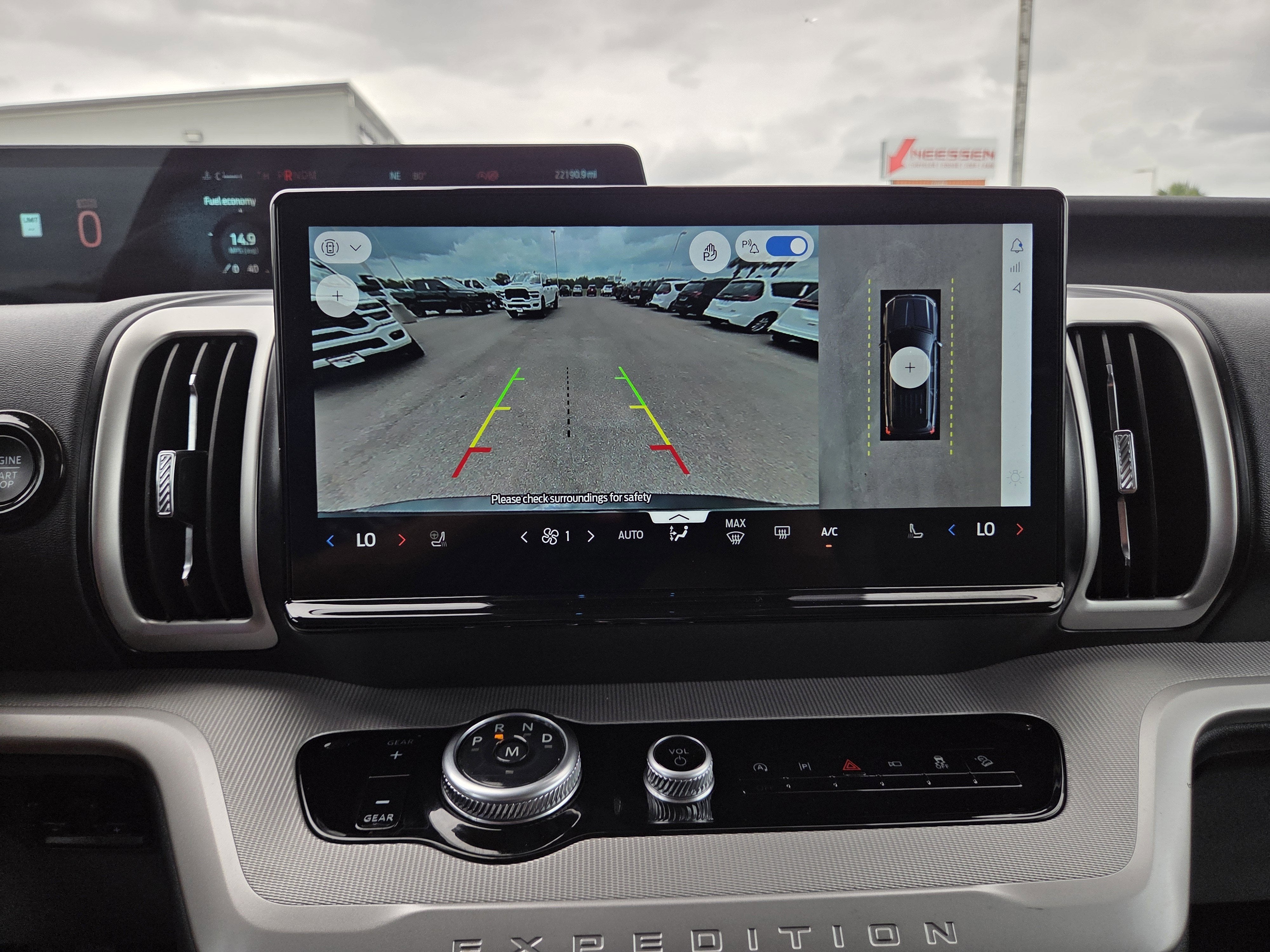 2025 Ford Expedition Active