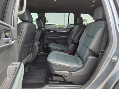 2025 GMC Acadia AT4