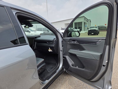 2025 GMC Acadia AT4