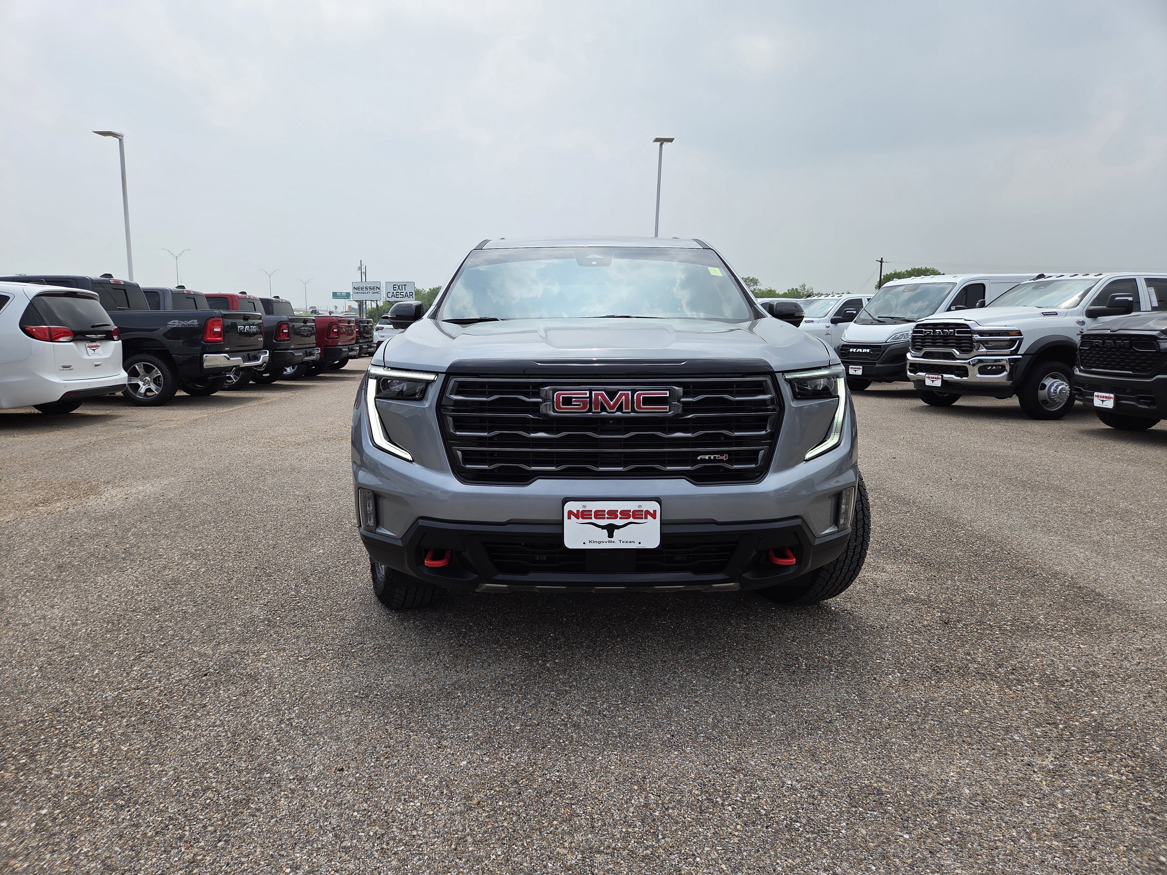 2025 GMC Acadia AT4
