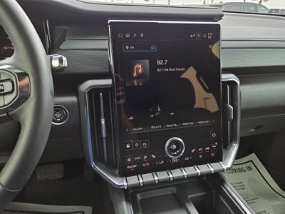 2025 GMC Acadia AT4