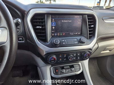 2023 GMC Acadia SLT