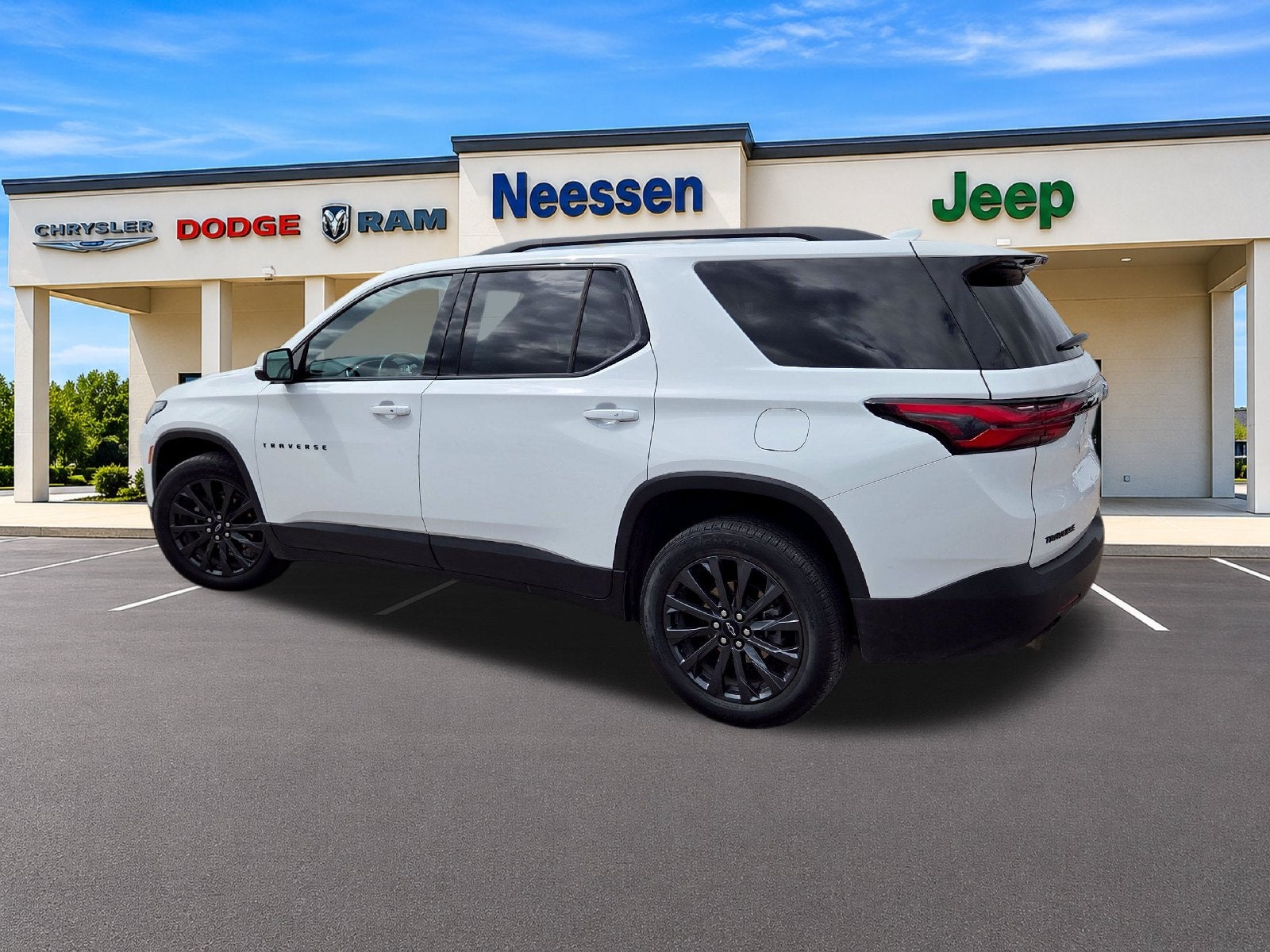 2023 Chevrolet Traverse RS