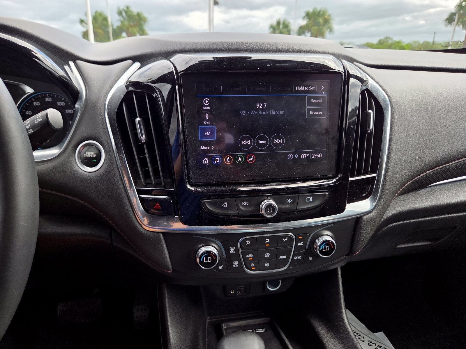2023 Chevrolet Traverse RS
