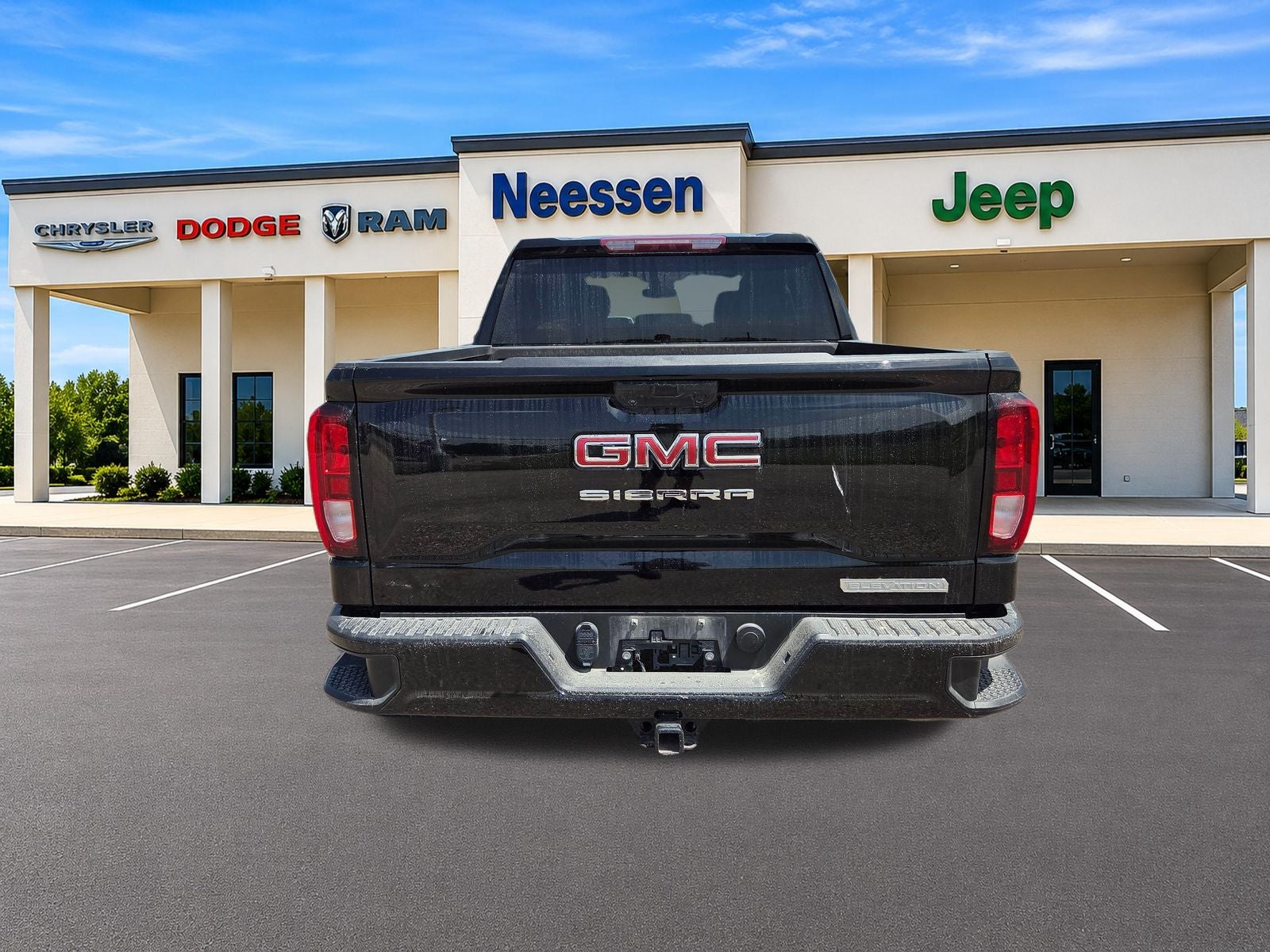 2024 GMC Sierra 1500 Elevation