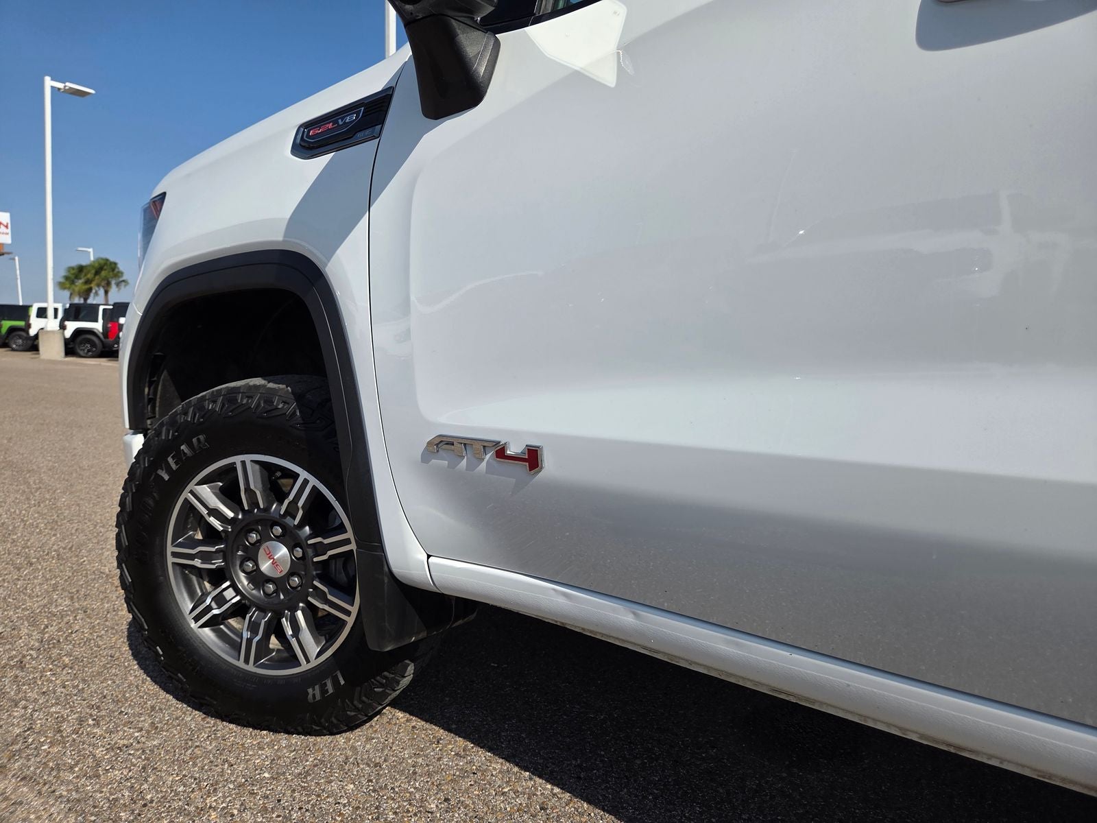 2025 GMC Sierra 1500 AT4