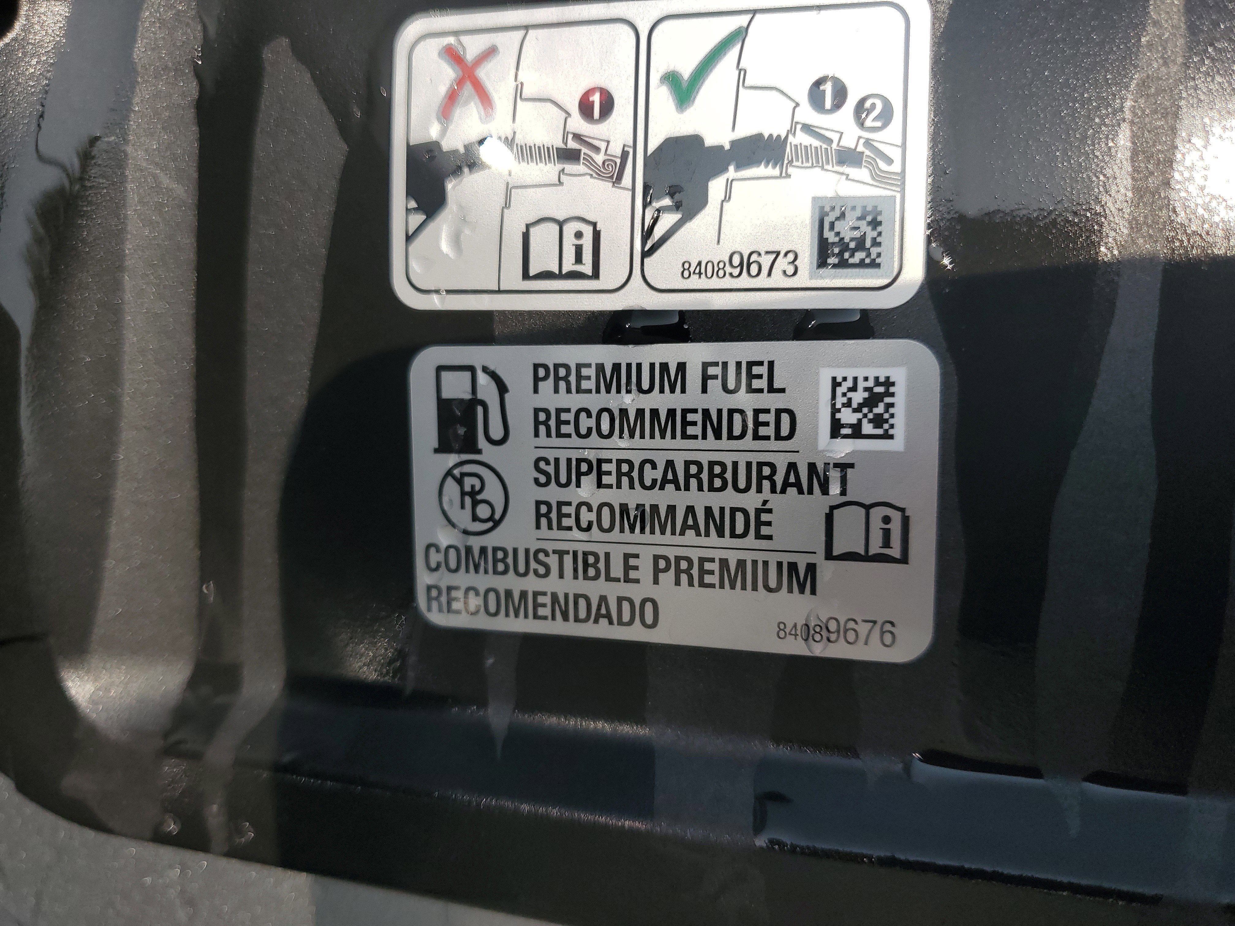 2024 Cadillac XT4 AWD Premium Luxury