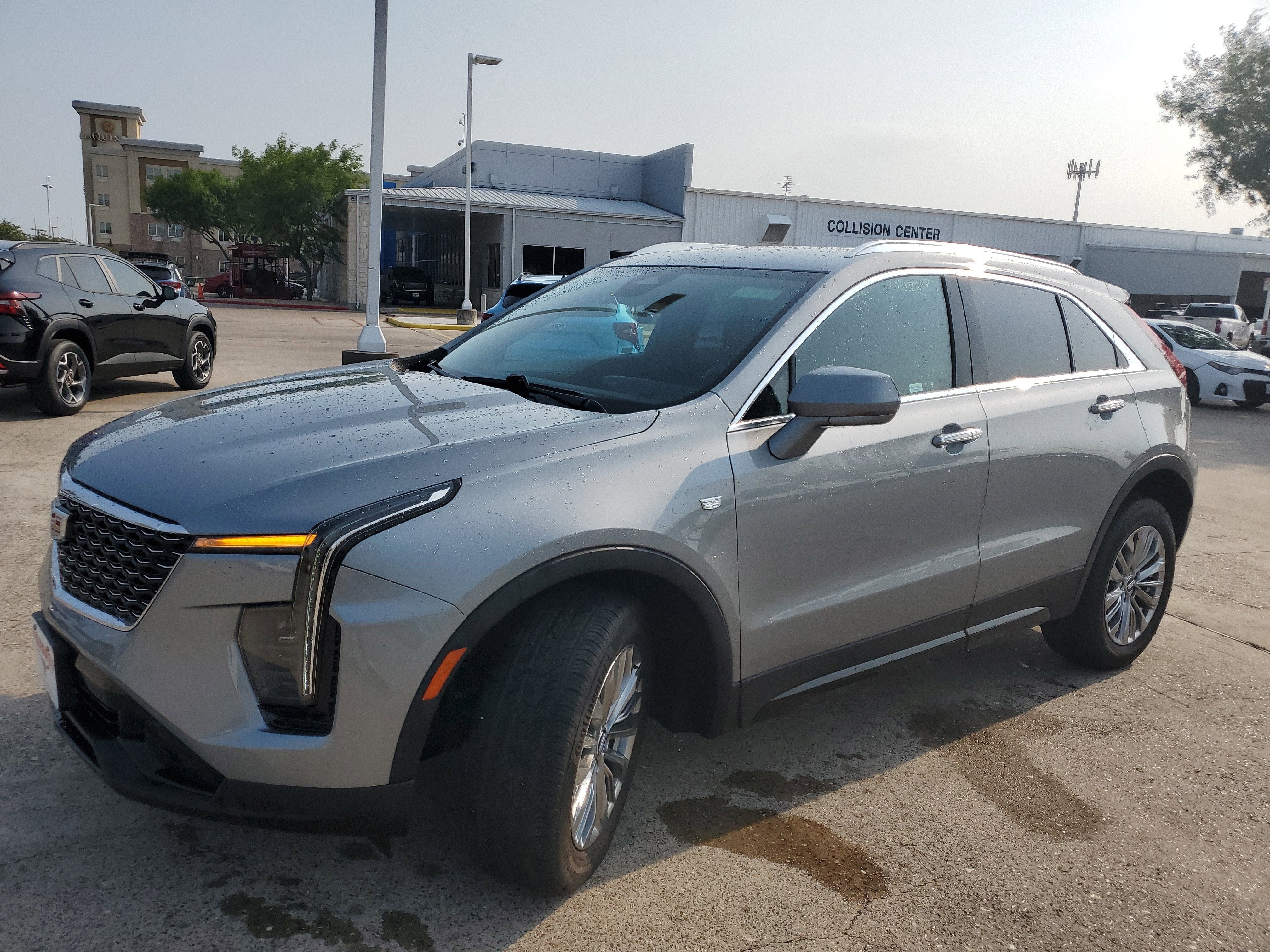 2024 Cadillac XT4 AWD Premium Luxury
