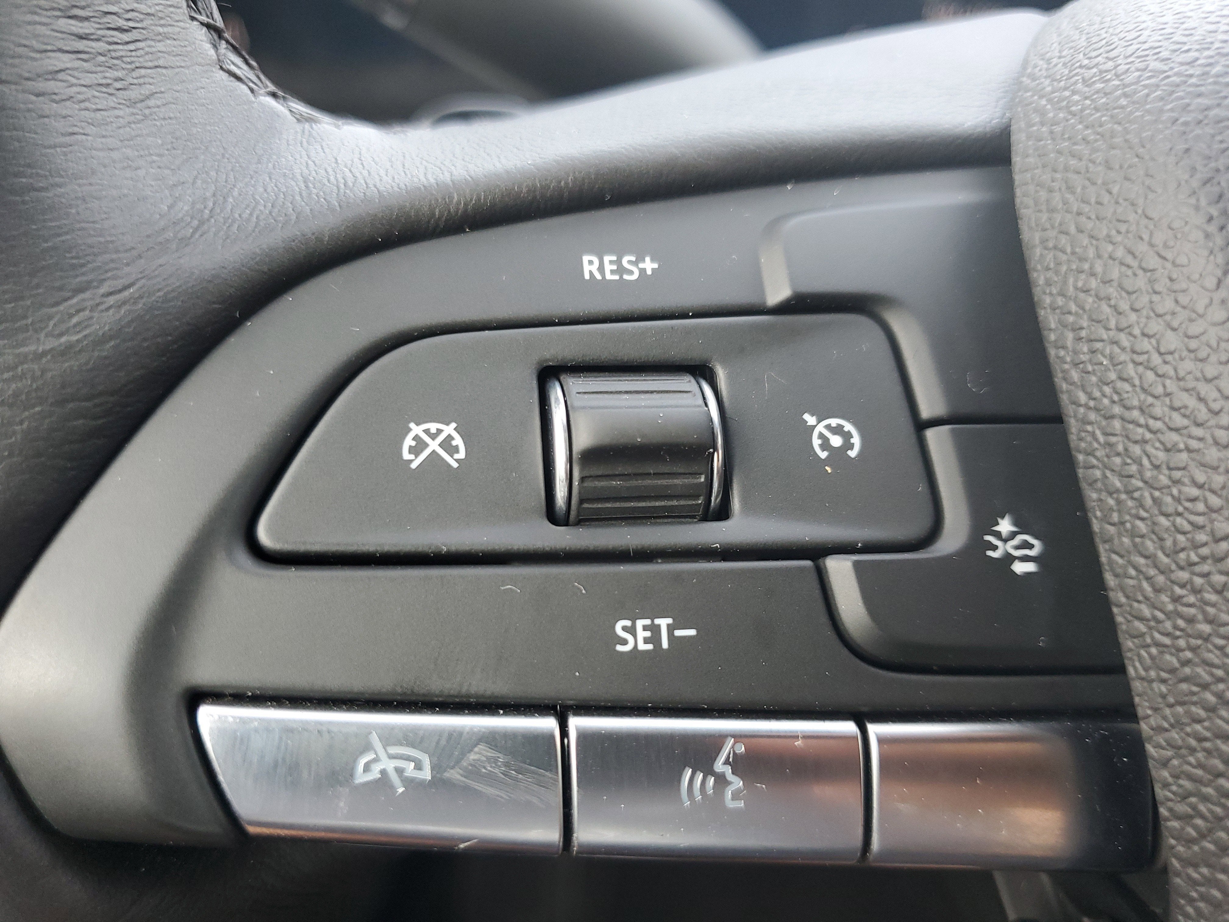 2024 Cadillac XT4 AWD Premium Luxury