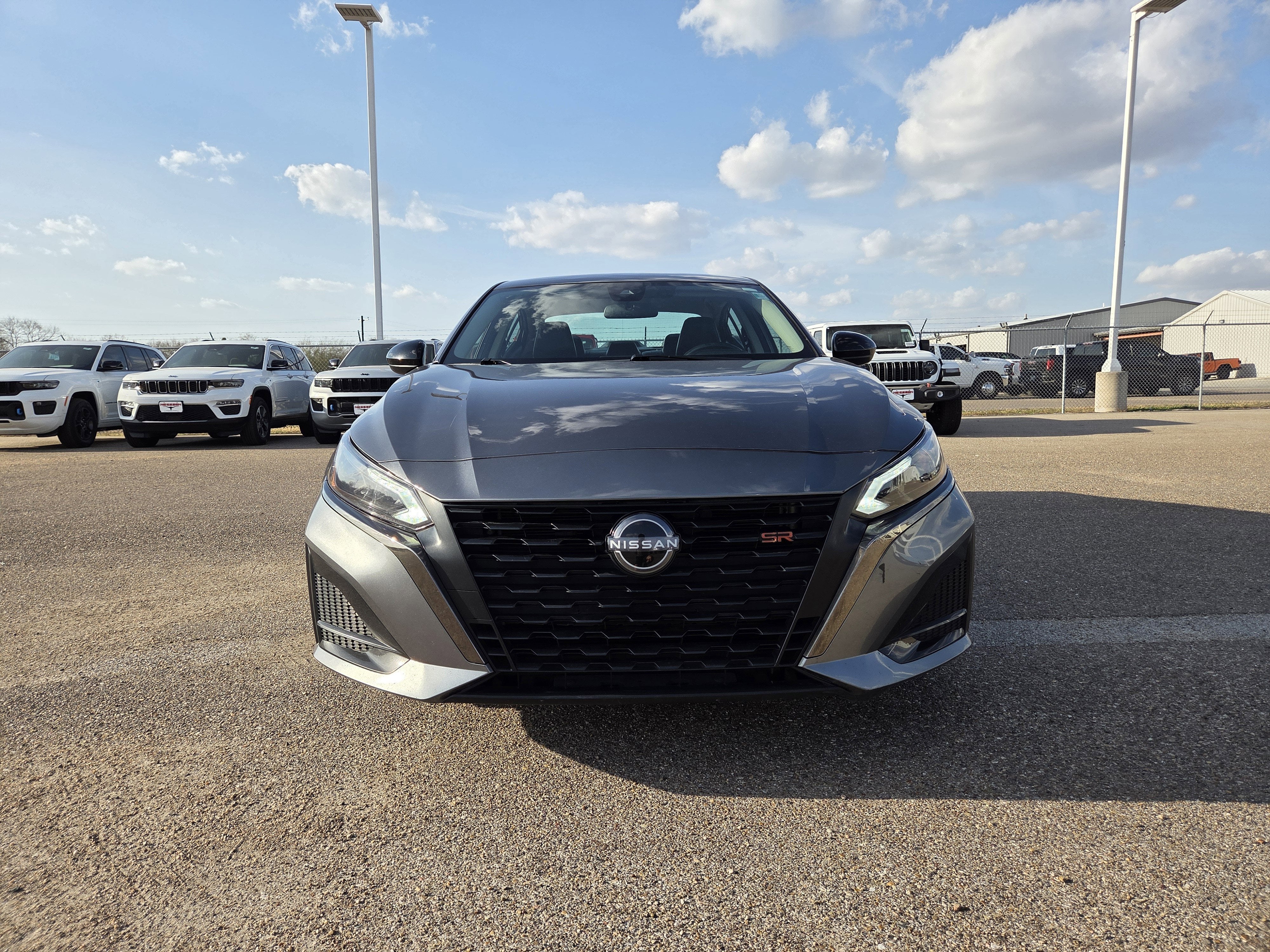 2024 Nissan Altima 2.5 SR