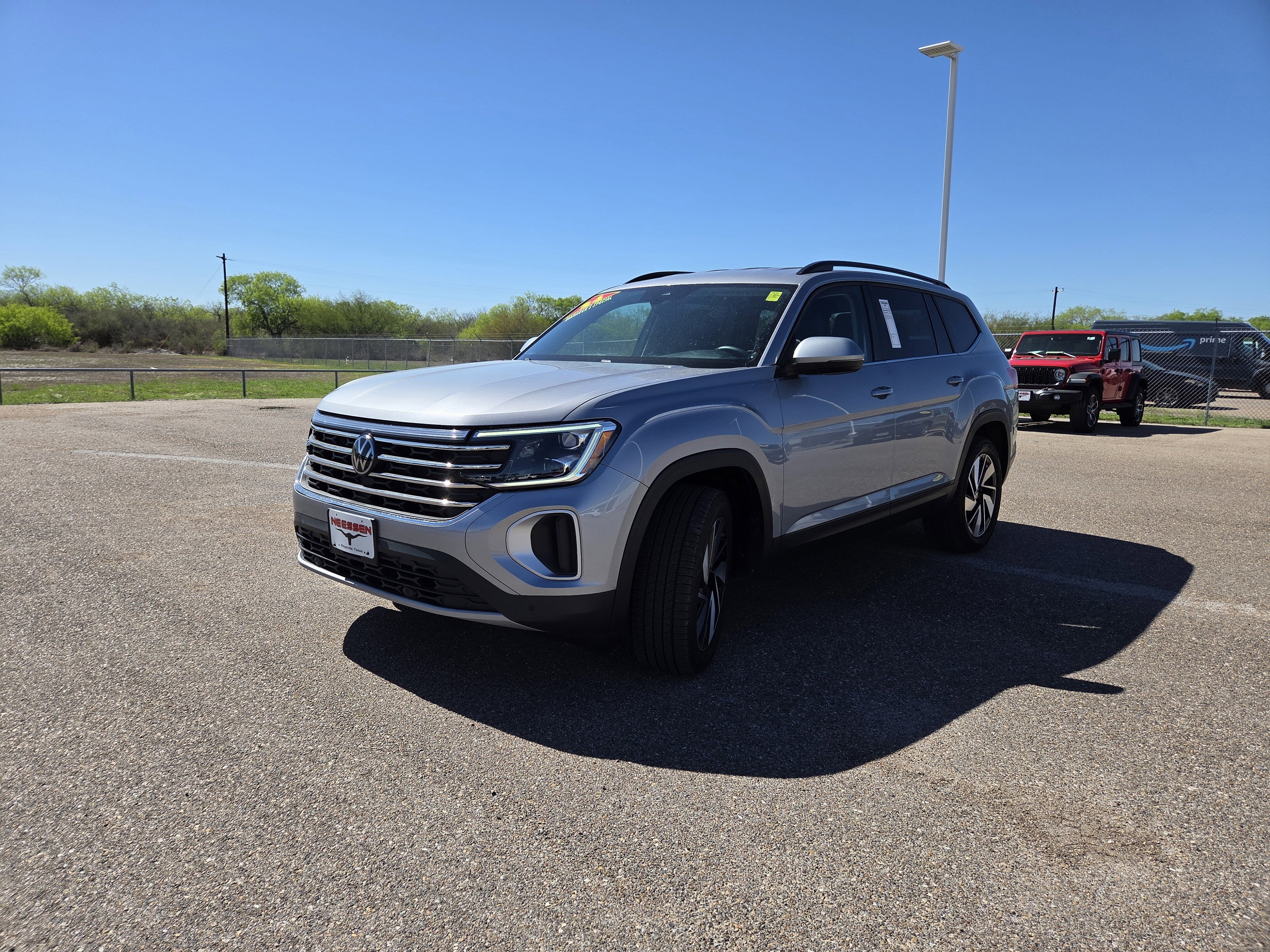 2024 Volkswagen Atlas 2.0T SE w/Technology