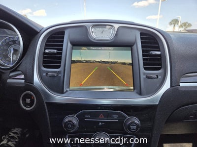 2017 Chrysler 300 Limited