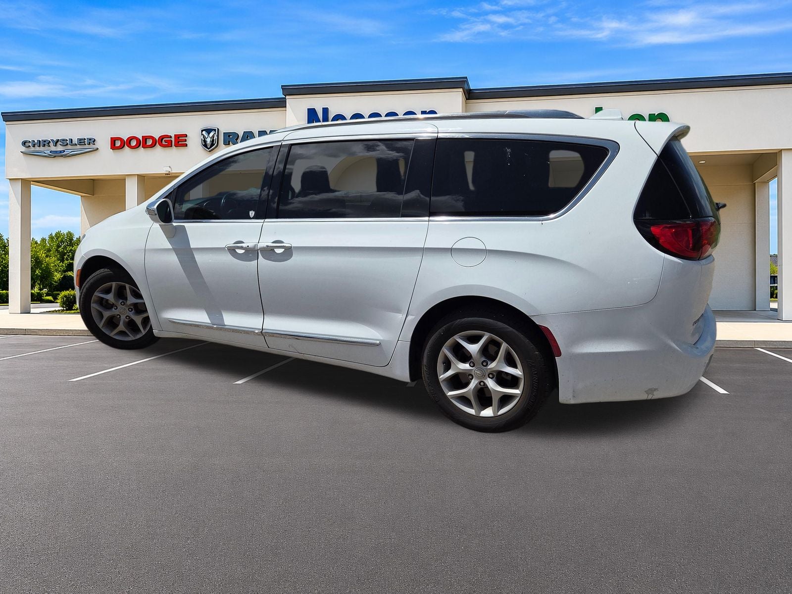 2020 Chrysler Pacifica Limited