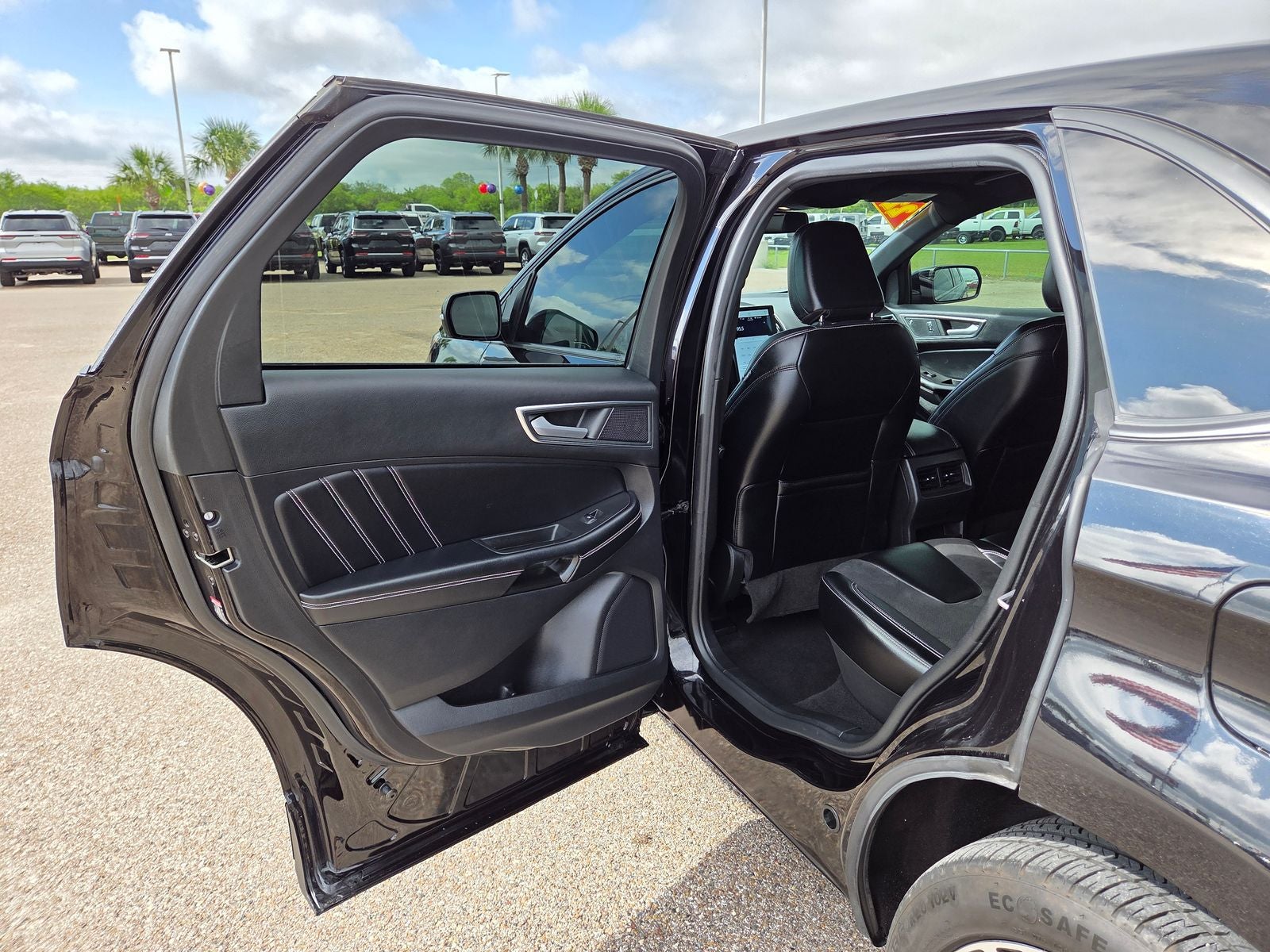 2022 Ford Edge ST