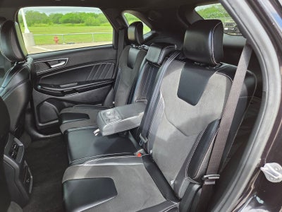 2022 Ford Edge ST