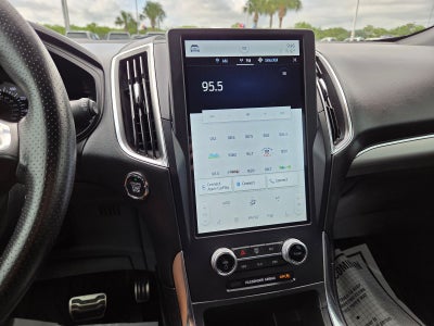 2022 Ford Edge ST