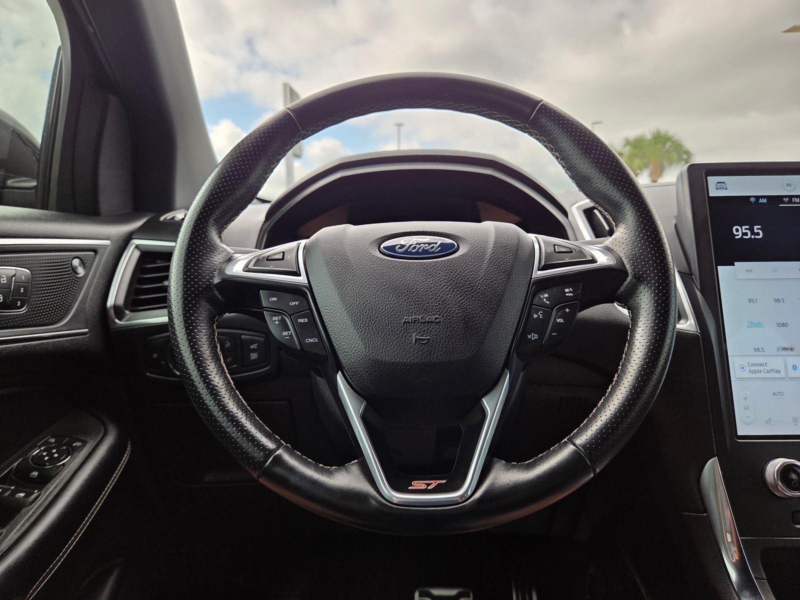 2022 Ford Edge ST