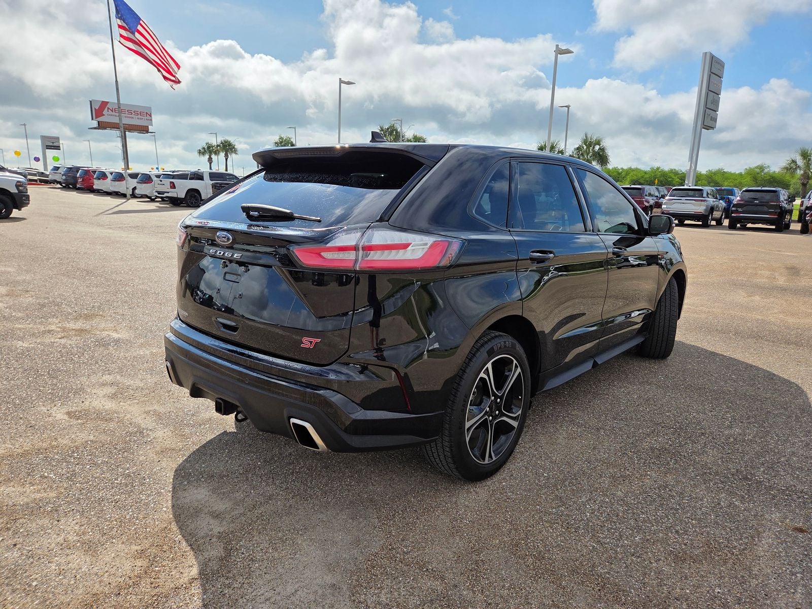 2022 Ford Edge ST