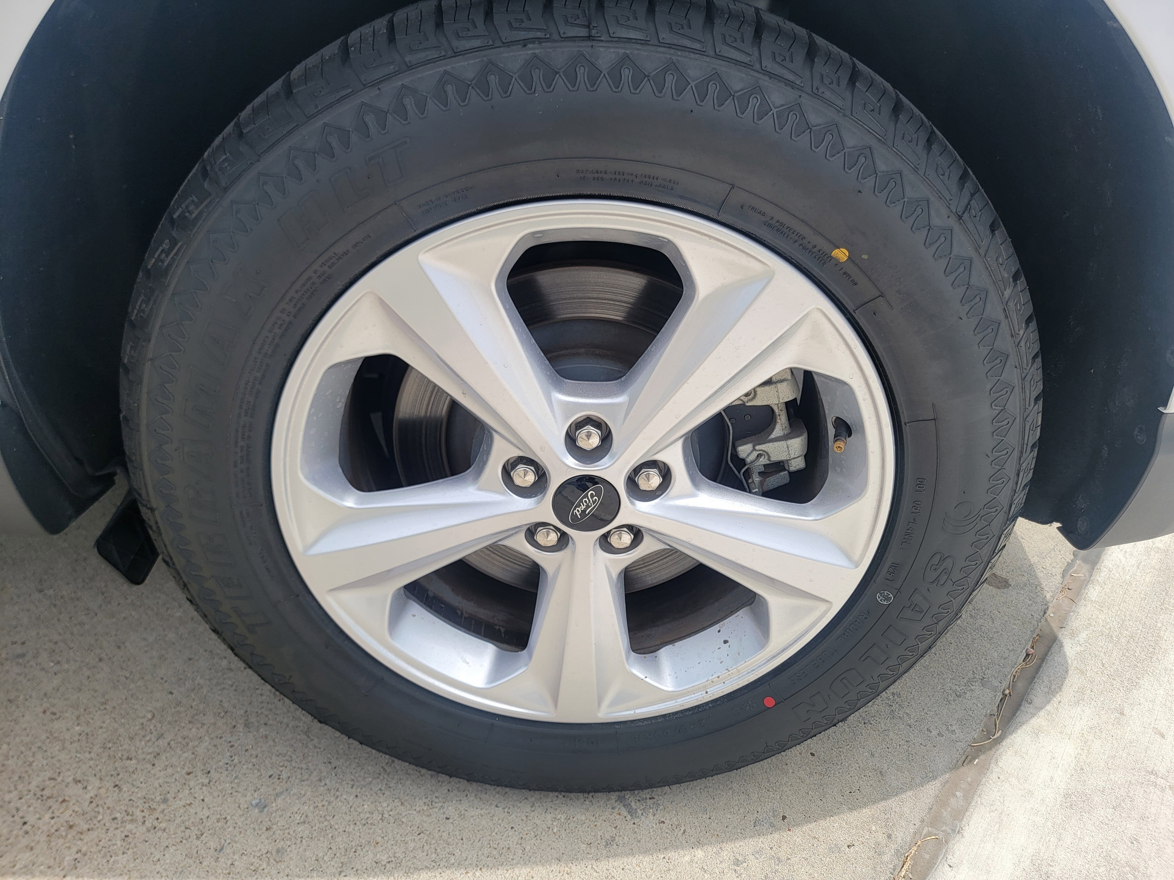 2024 Ford Edge SE
