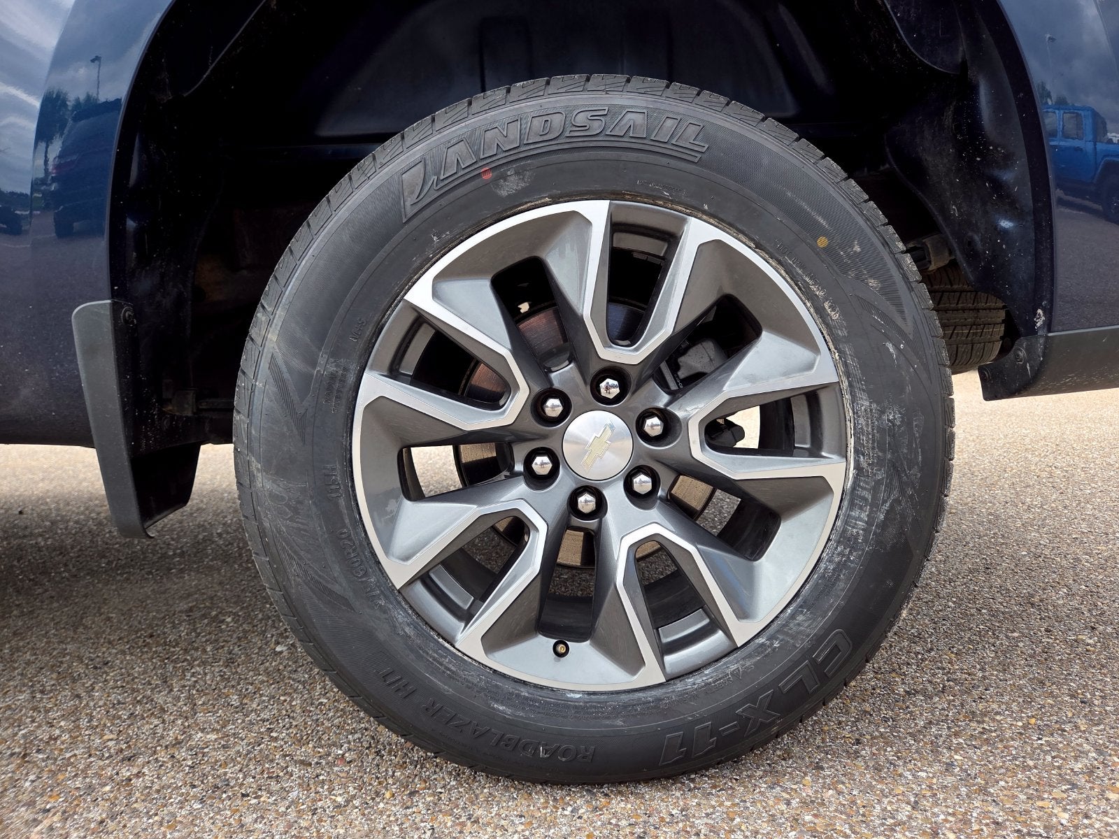 2023 Chevrolet Silverado 1500 LT