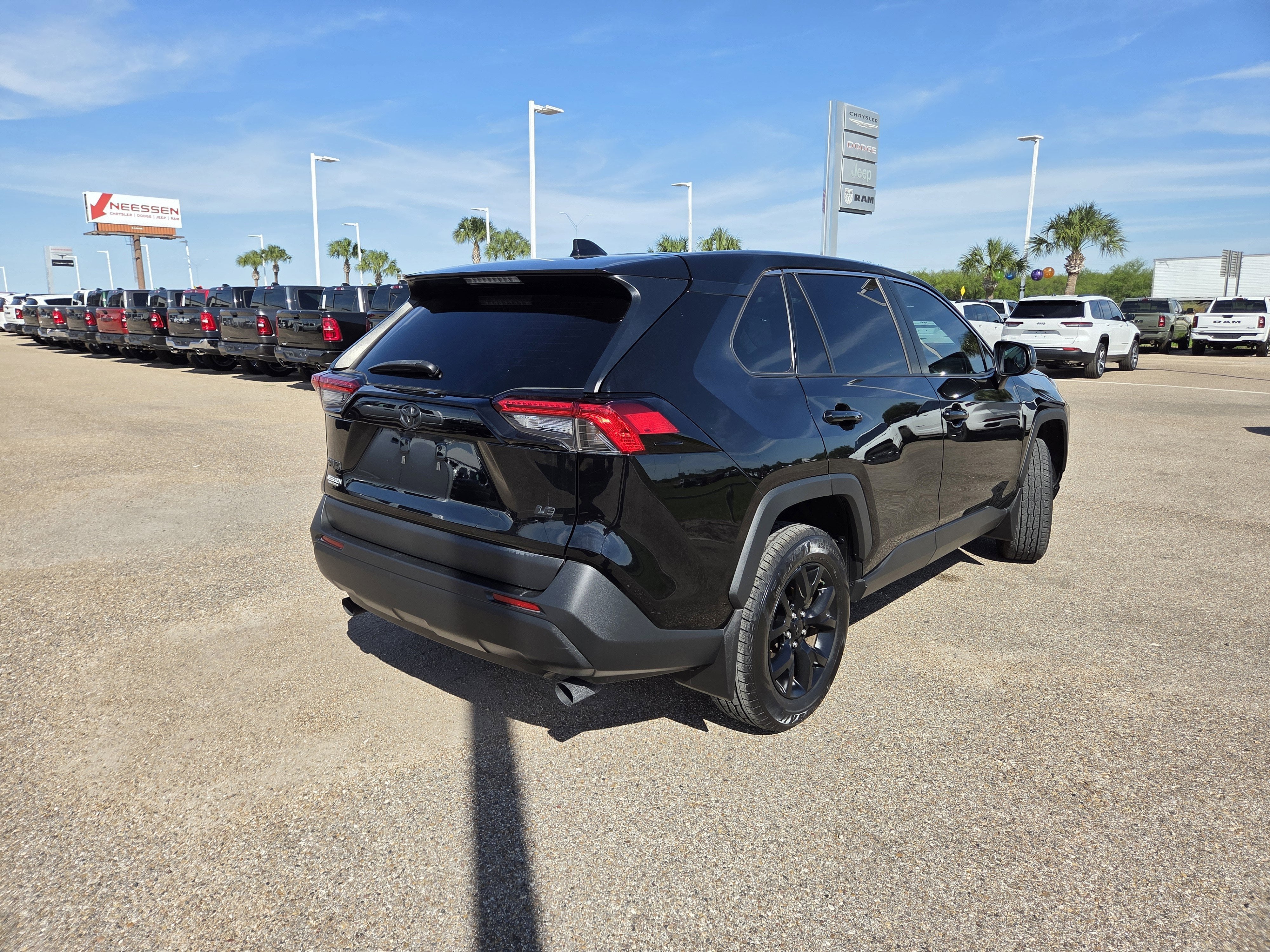 2022 Toyota RAV4 LE