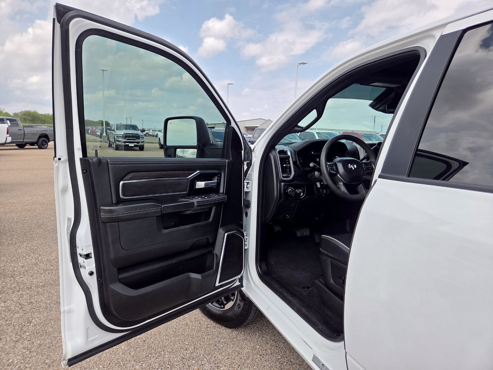 2025 RAM 2500 Laramie