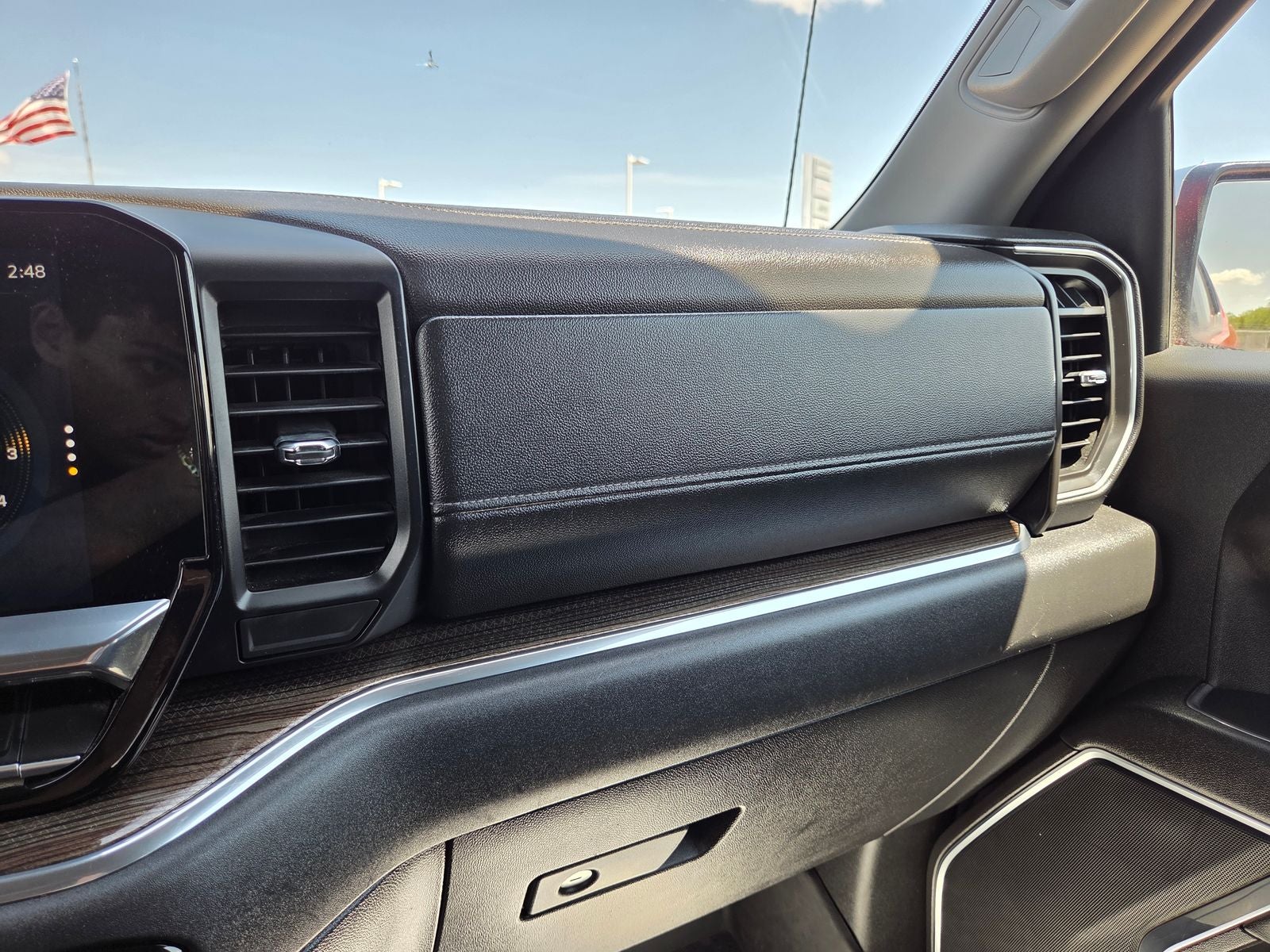2024 Chevrolet Silverado 1500 LT LT1