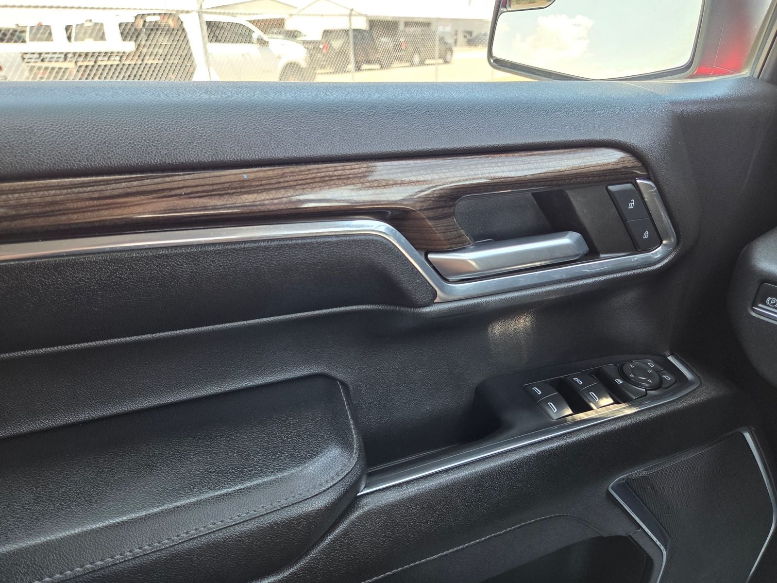 2024 Chevrolet Silverado 1500 LT LT1