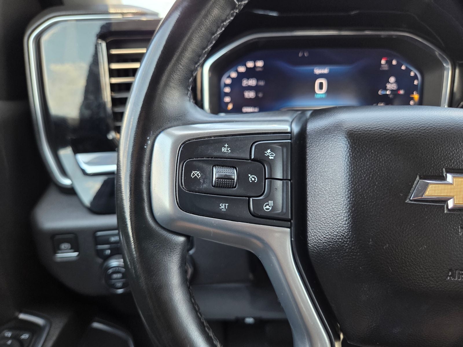 2024 Chevrolet Silverado 1500 LT LT1