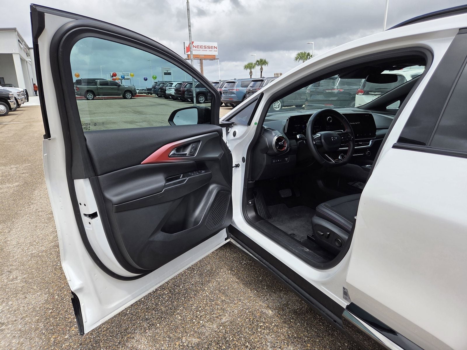 2025 Chevrolet Equinox EV RS