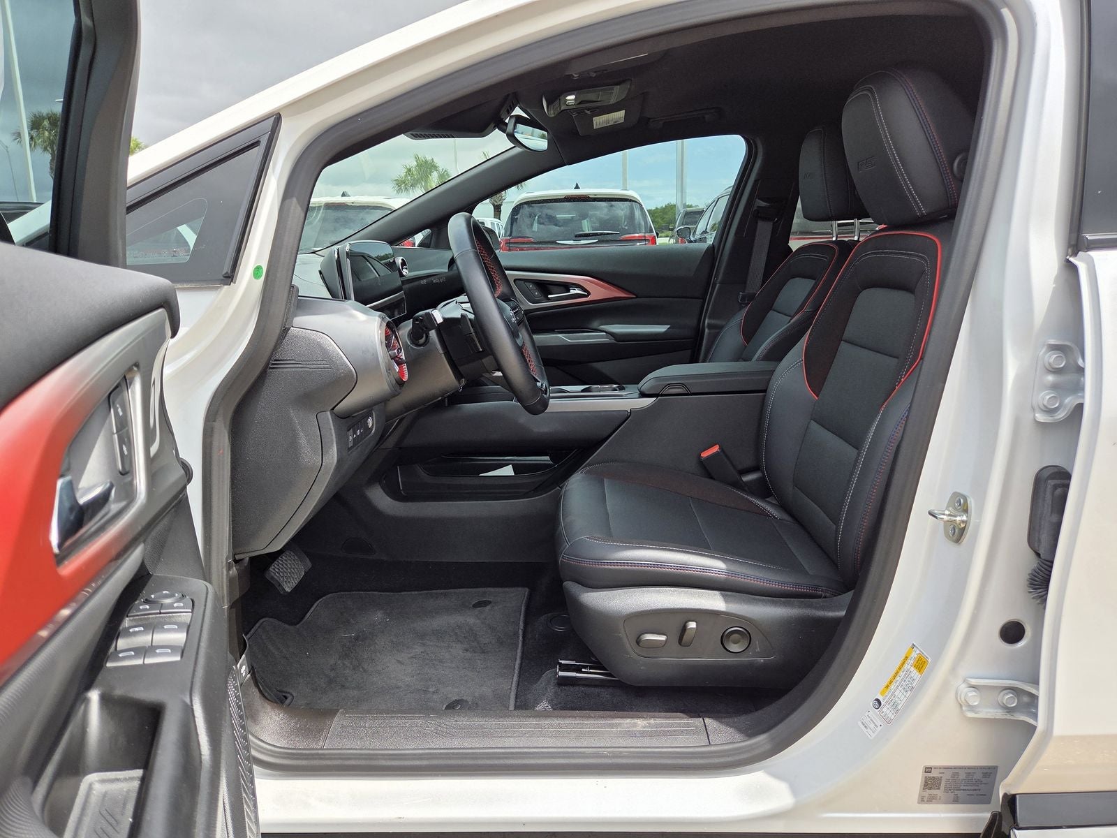 2025 Chevrolet Equinox EV RS