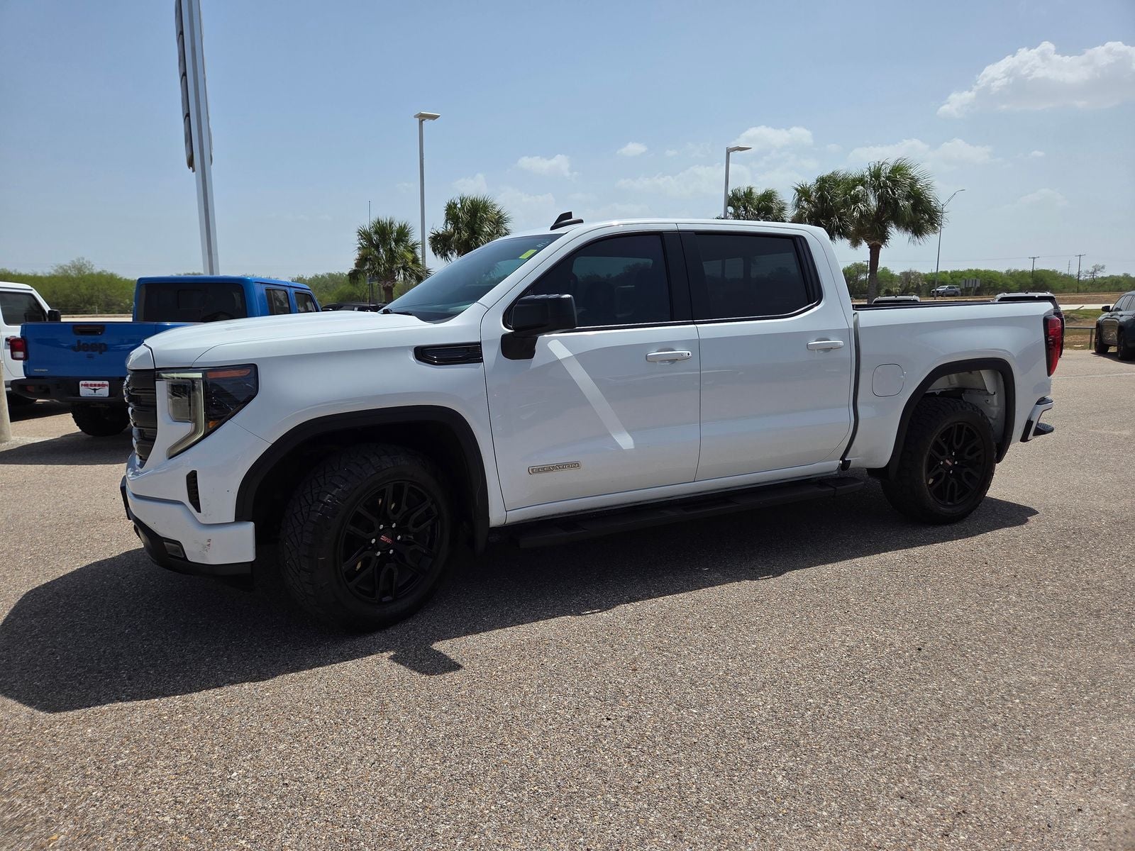 2022 GMC Sierra 1500 Elevation