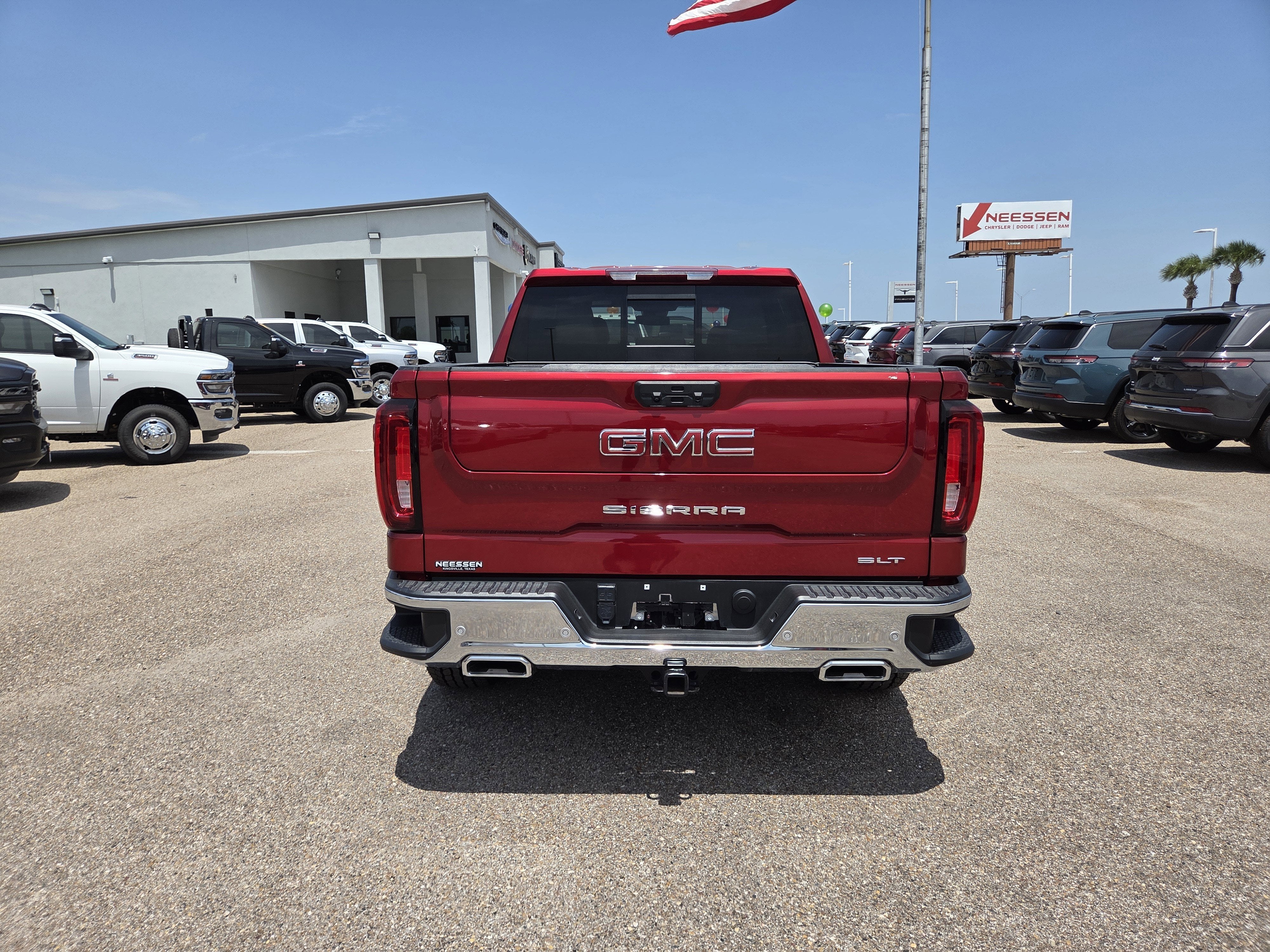 2024 GMC Sierra 1500 SLT