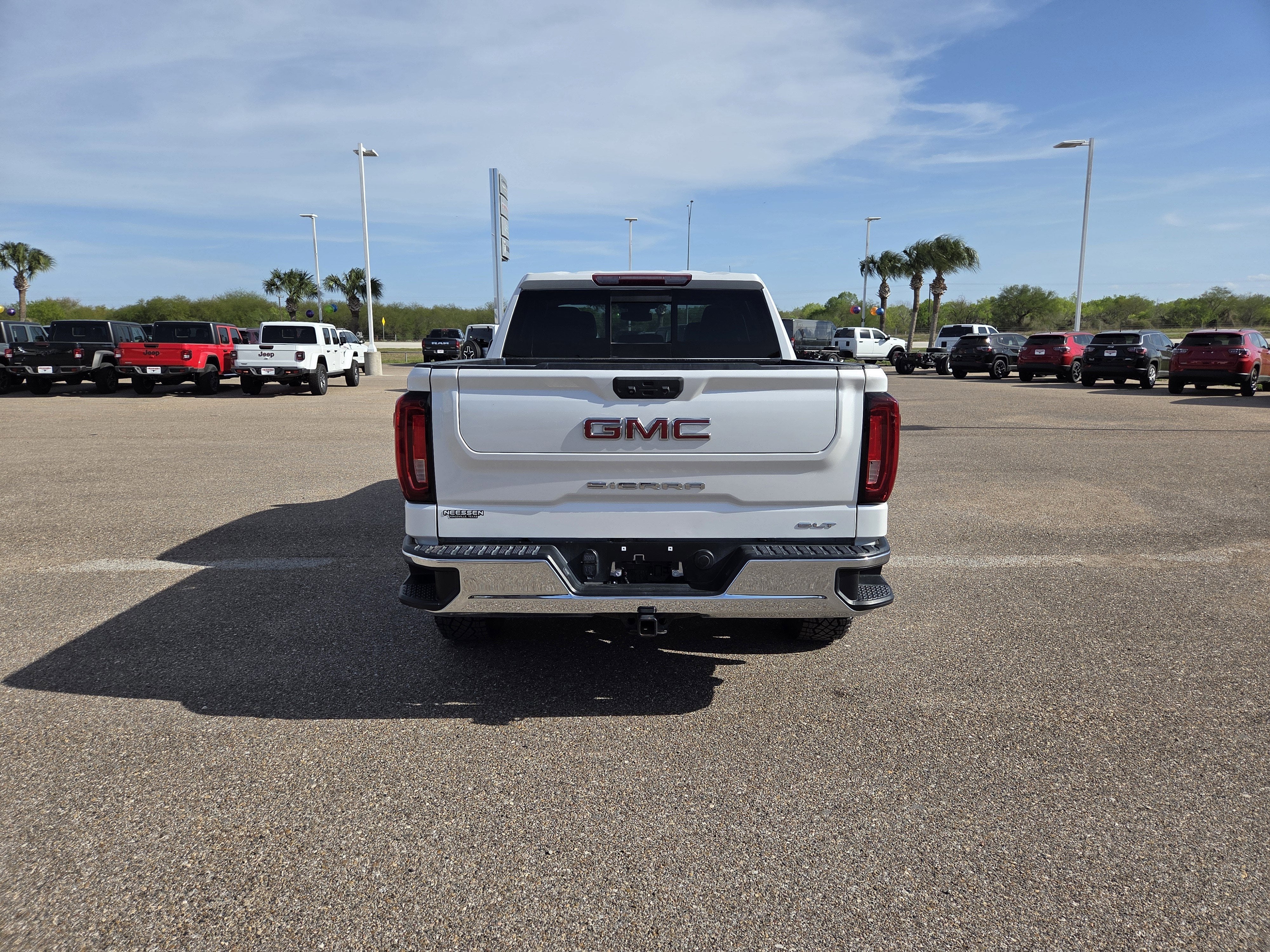 2022 GMC Sierra 1500 SLT