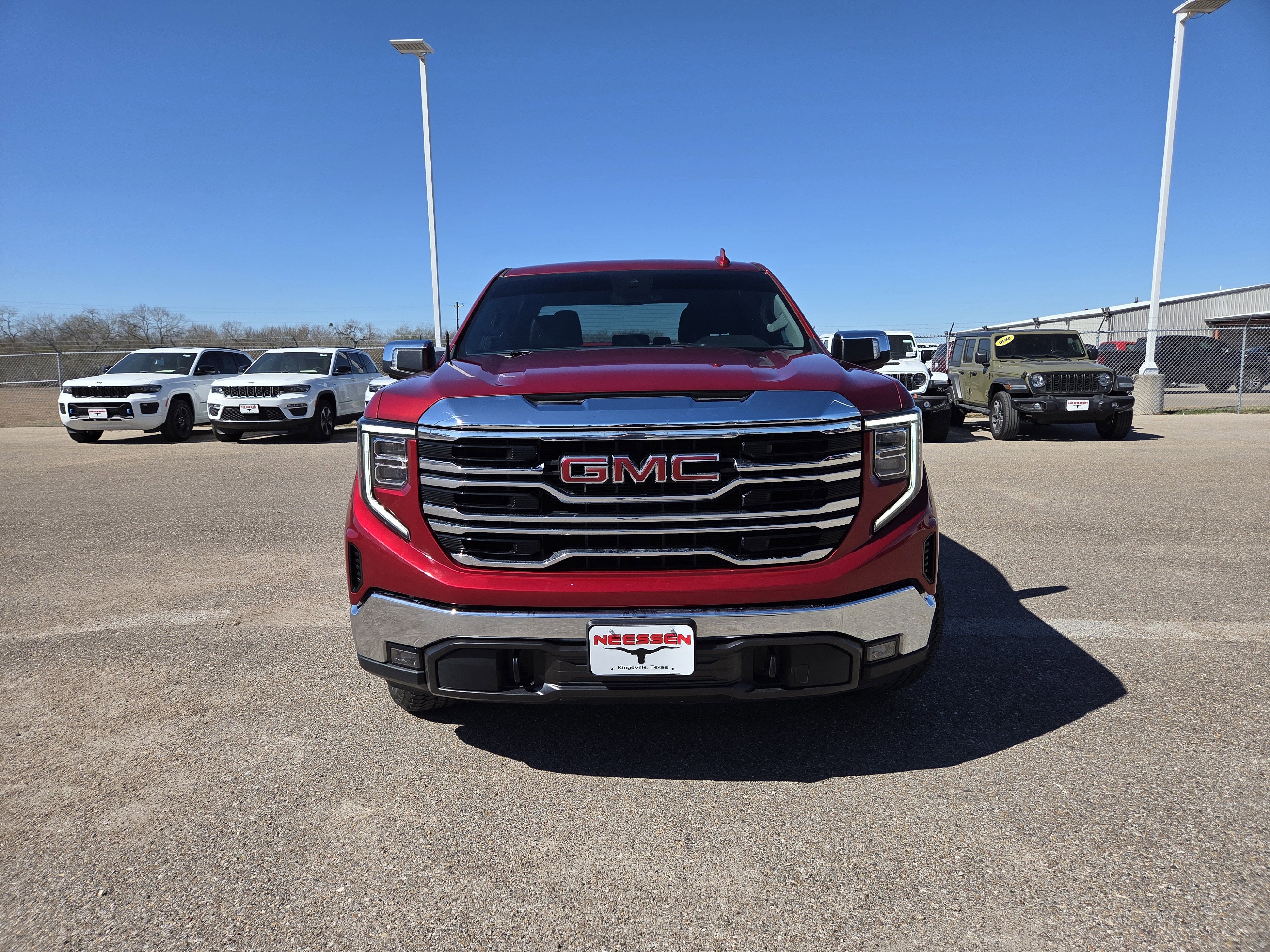 2024 GMC Sierra 1500 SLT