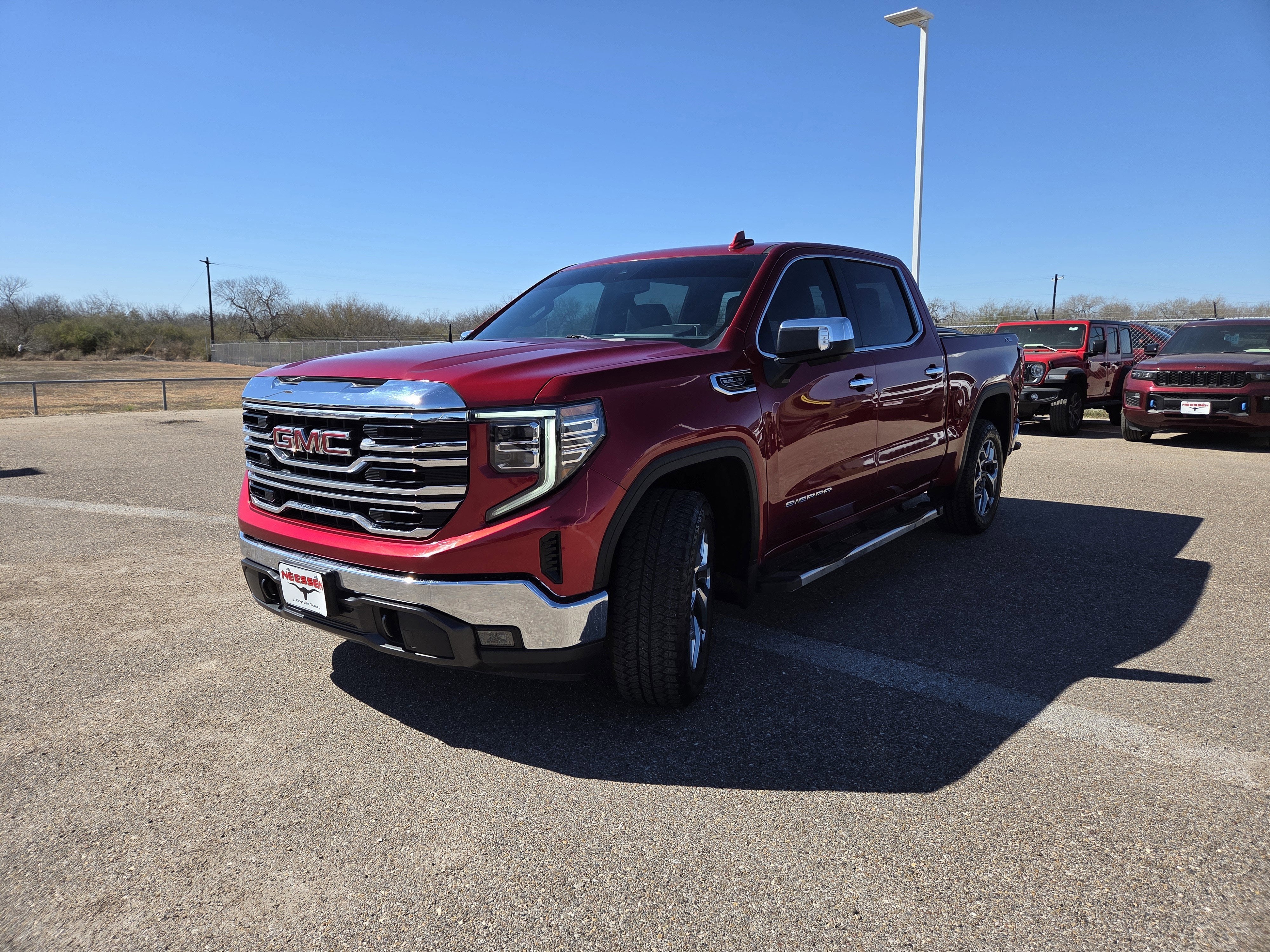 2024 GMC Sierra 1500 SLT