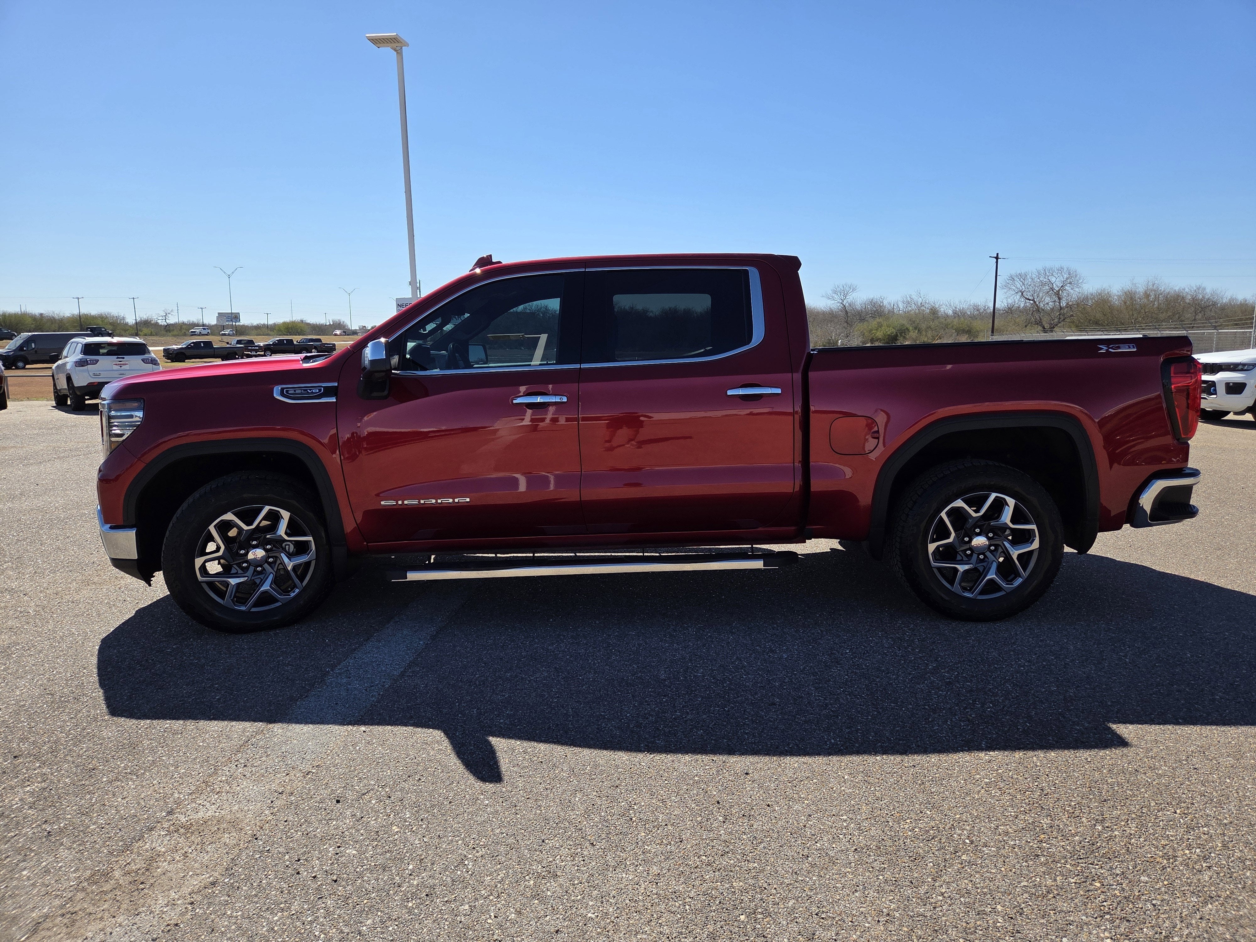 2024 GMC Sierra 1500 SLT