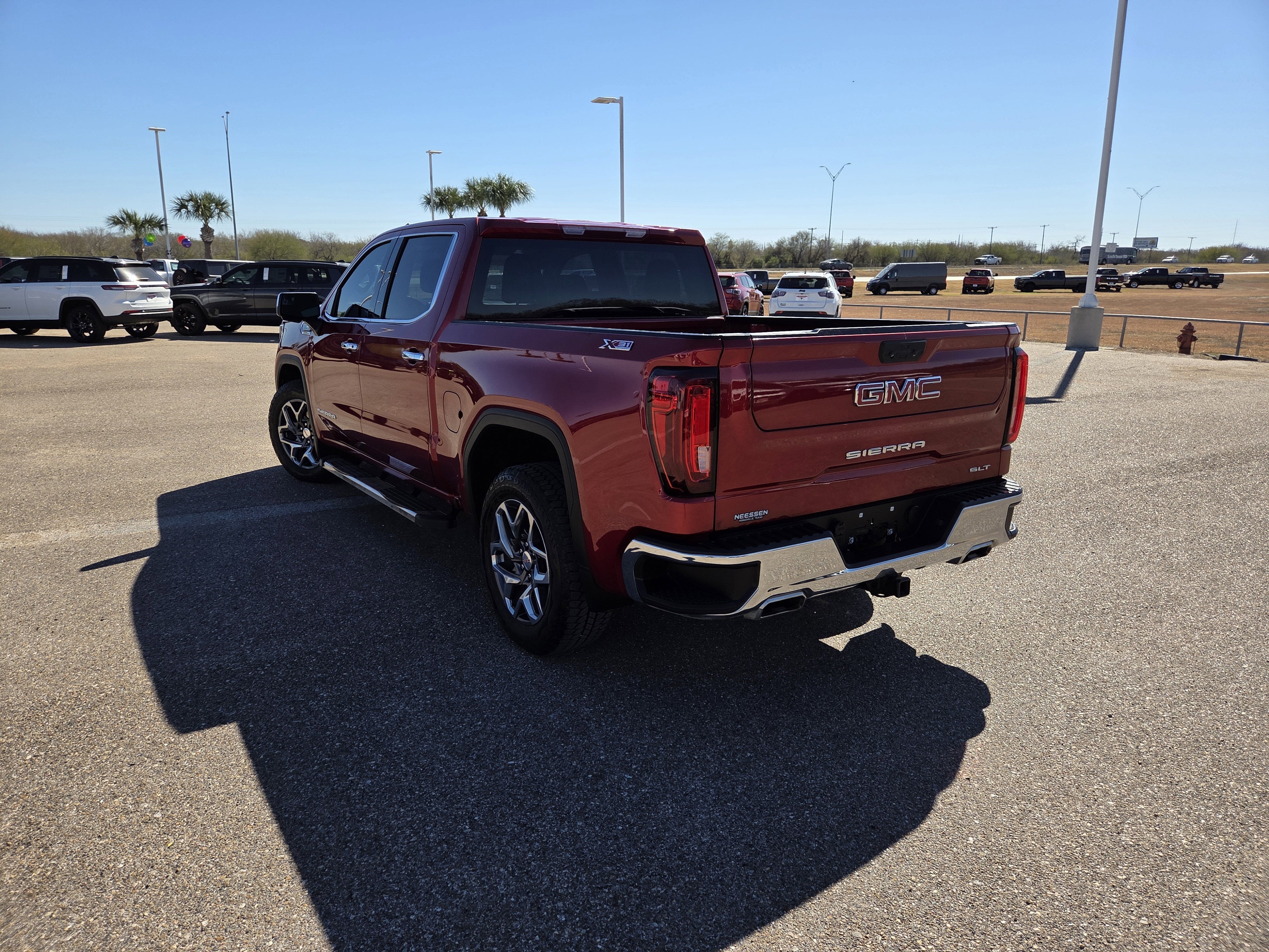 2024 GMC Sierra 1500 SLT