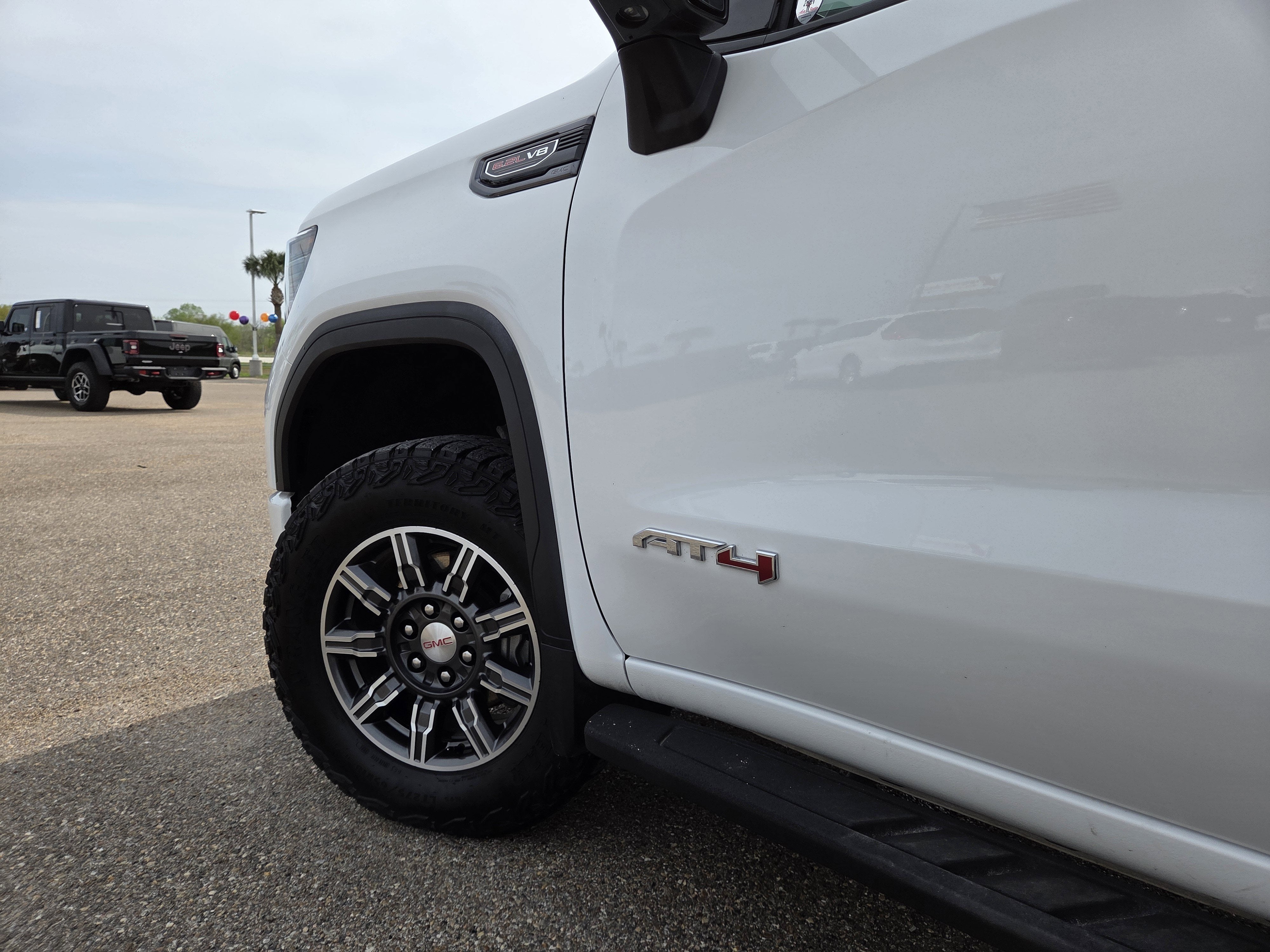 2024 GMC Sierra 1500 AT4