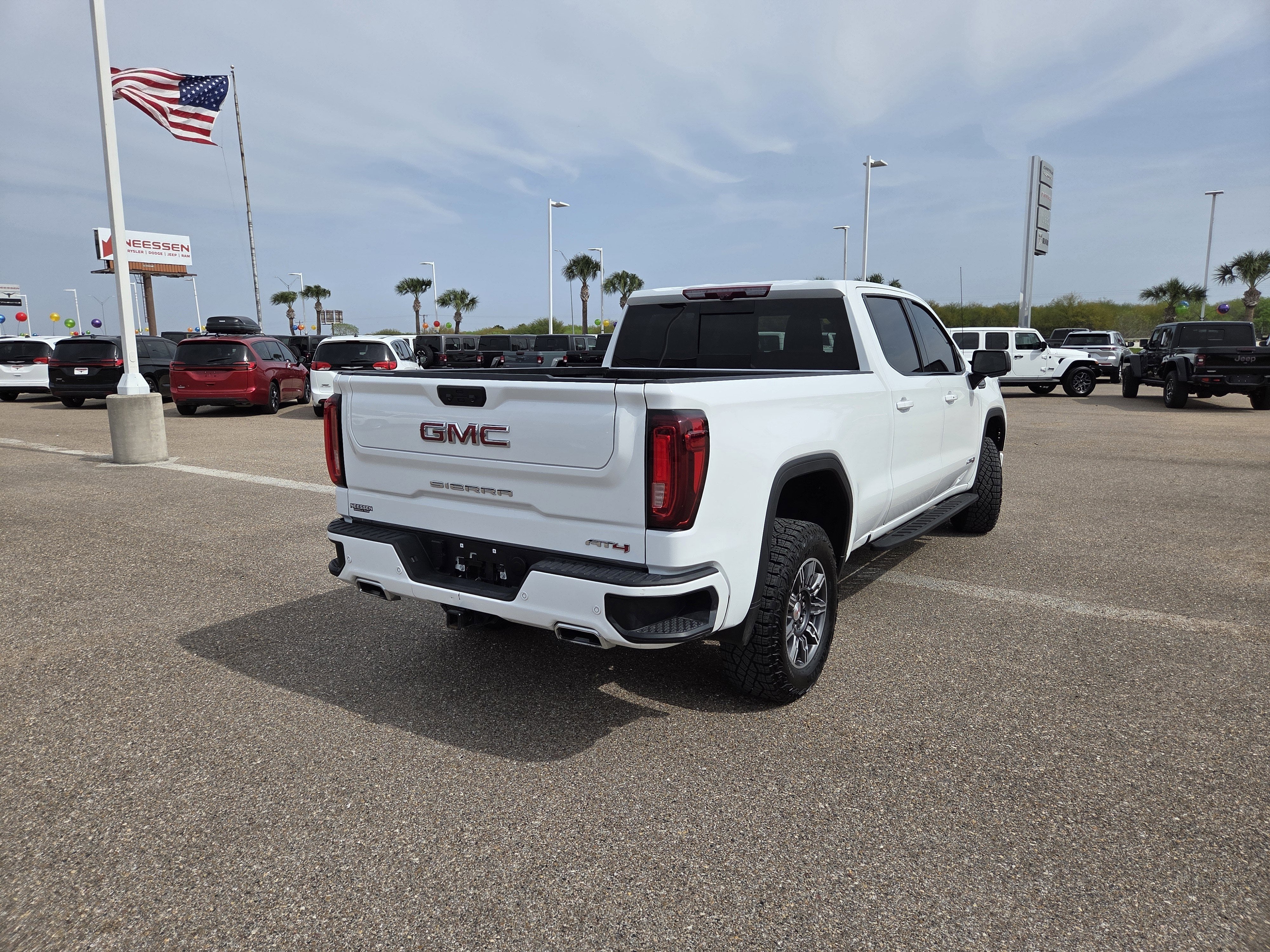 2024 GMC Sierra 1500 AT4