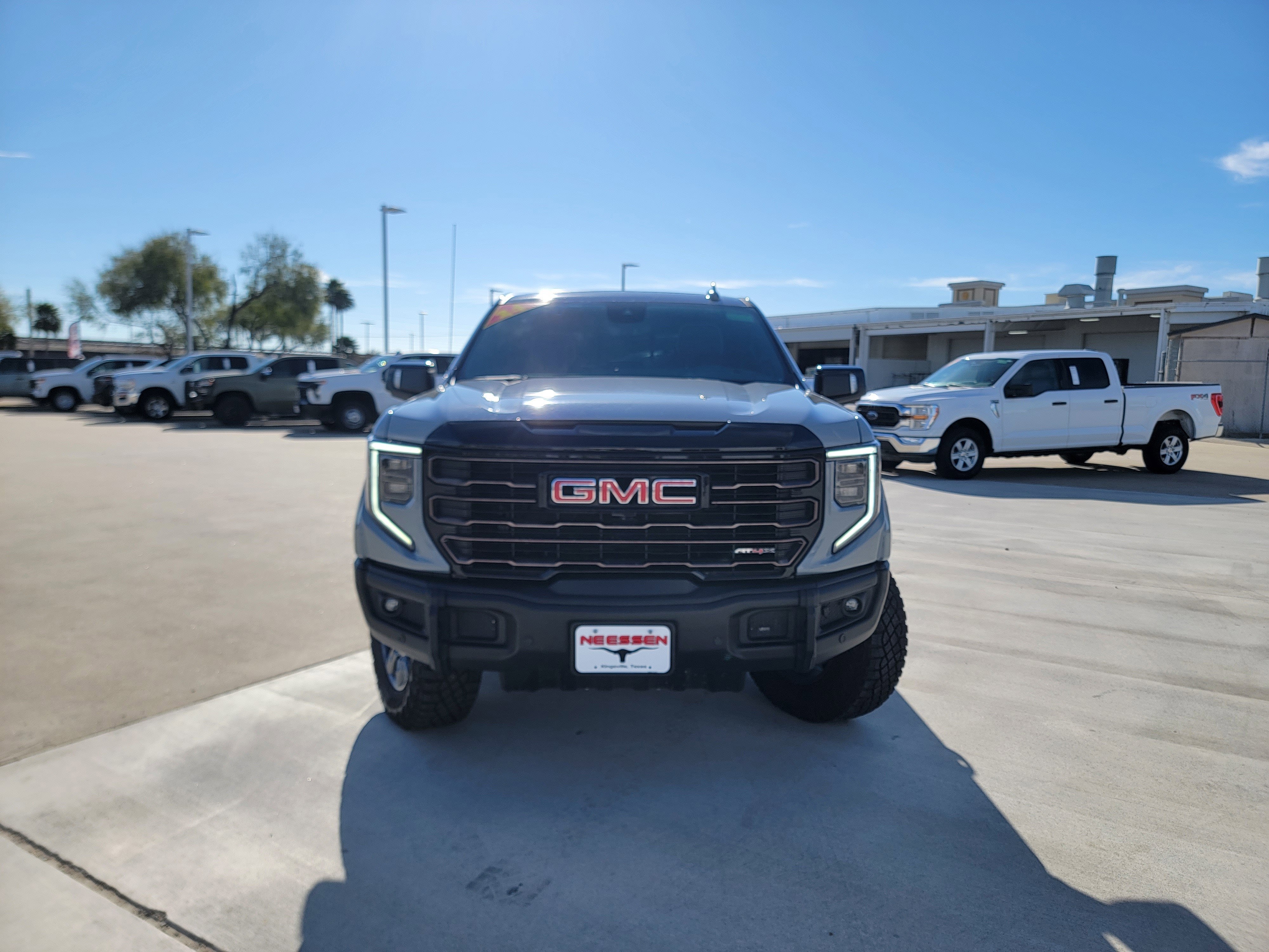 2024 GMC Sierra 1500 AT4X
