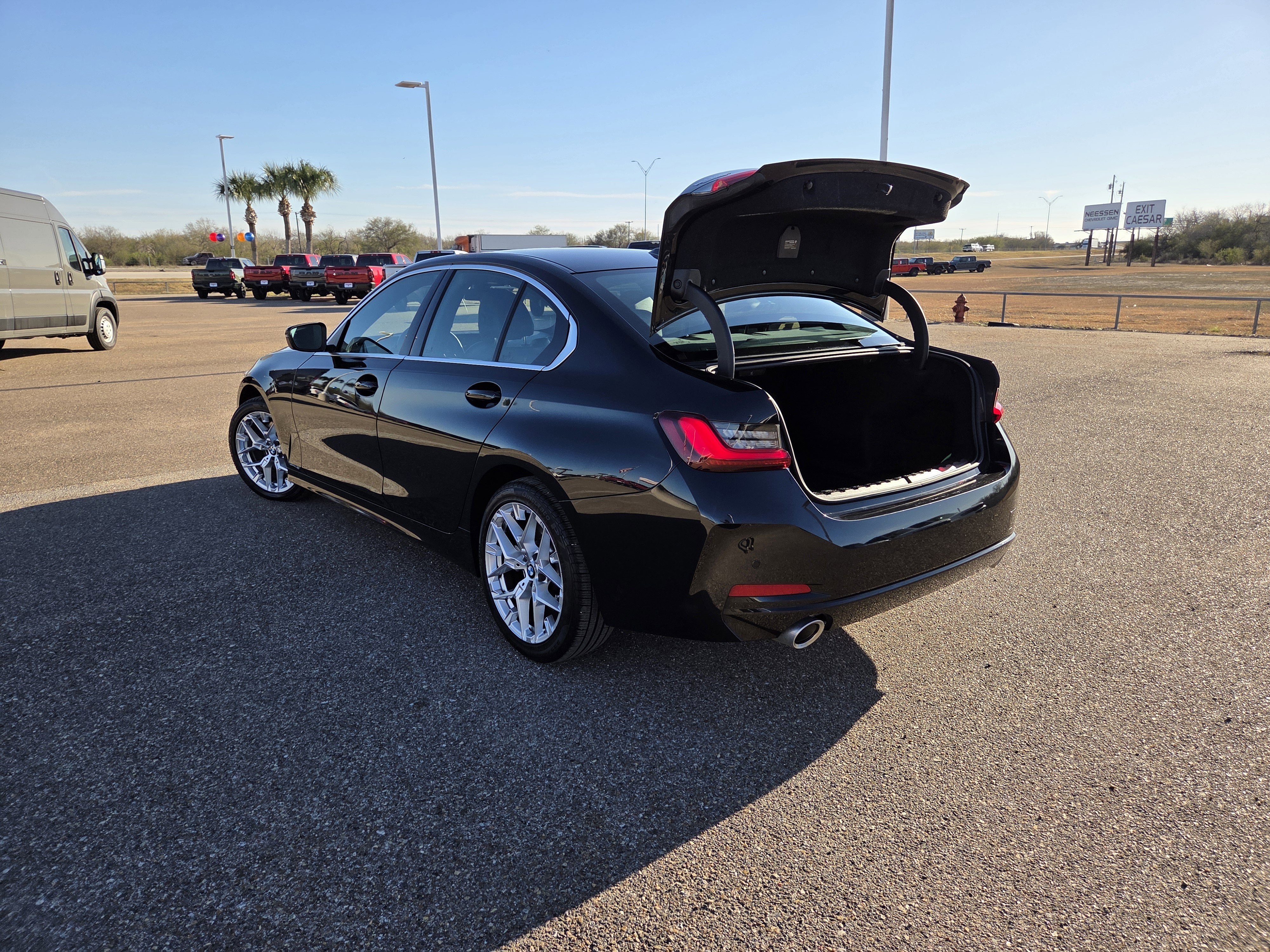 2025 BMW 3 Series 330i
