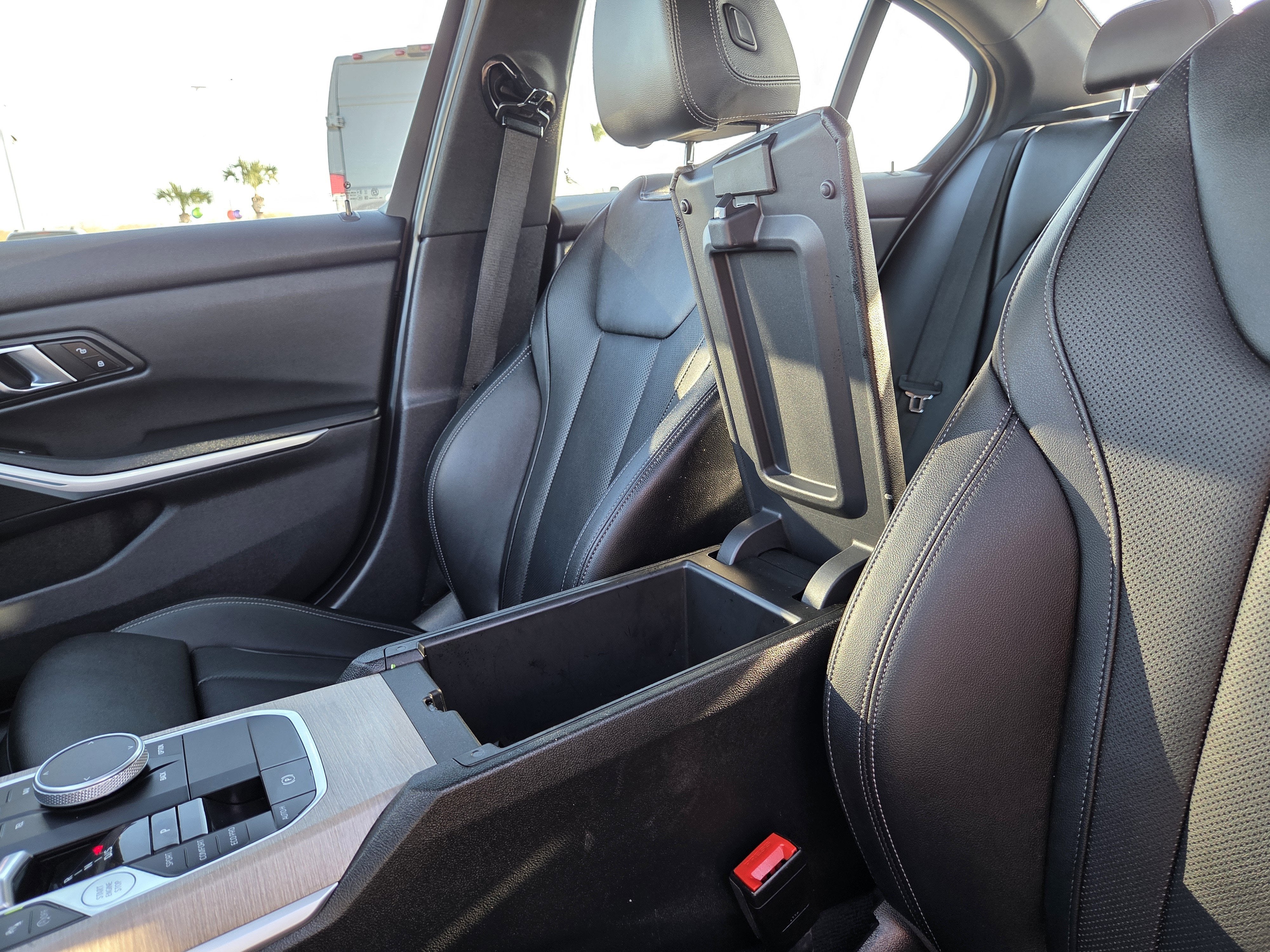 2025 BMW 3 Series 330i