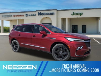 2023 Buick Enclave Essence